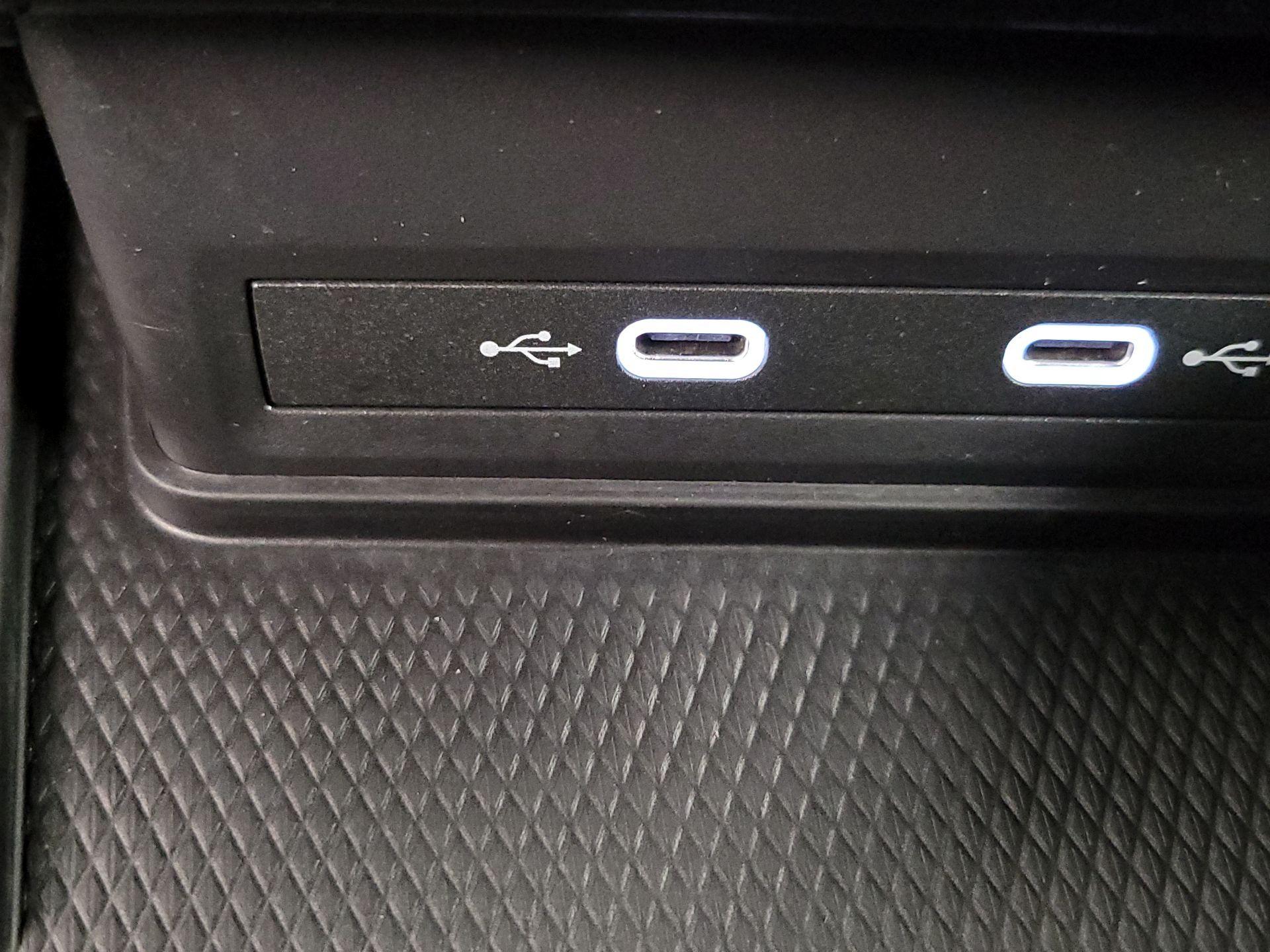 Thumbnail: 2025 Volkswagen Atlas - 18