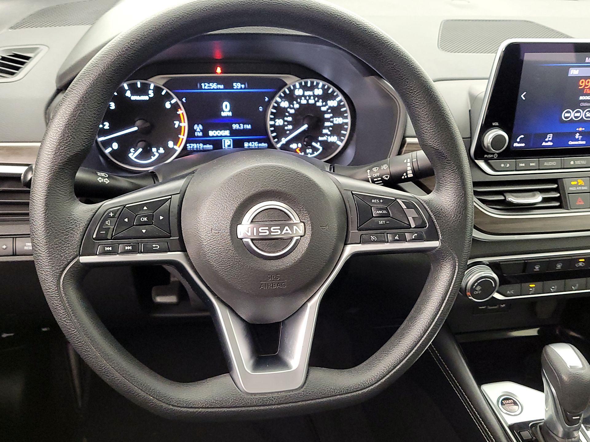 Thumbnail: 2023 Nissan Altima - 10