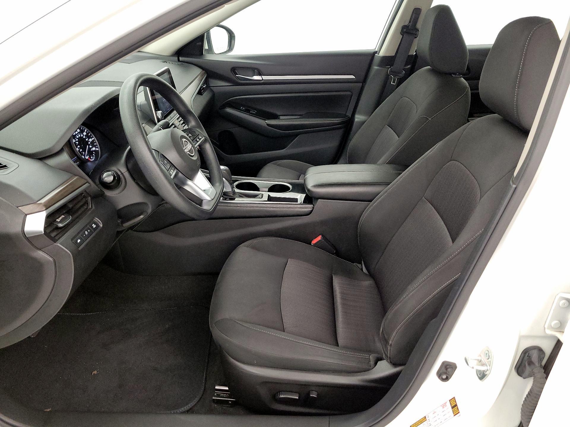 Thumbnail: 2023 Nissan Altima - 11