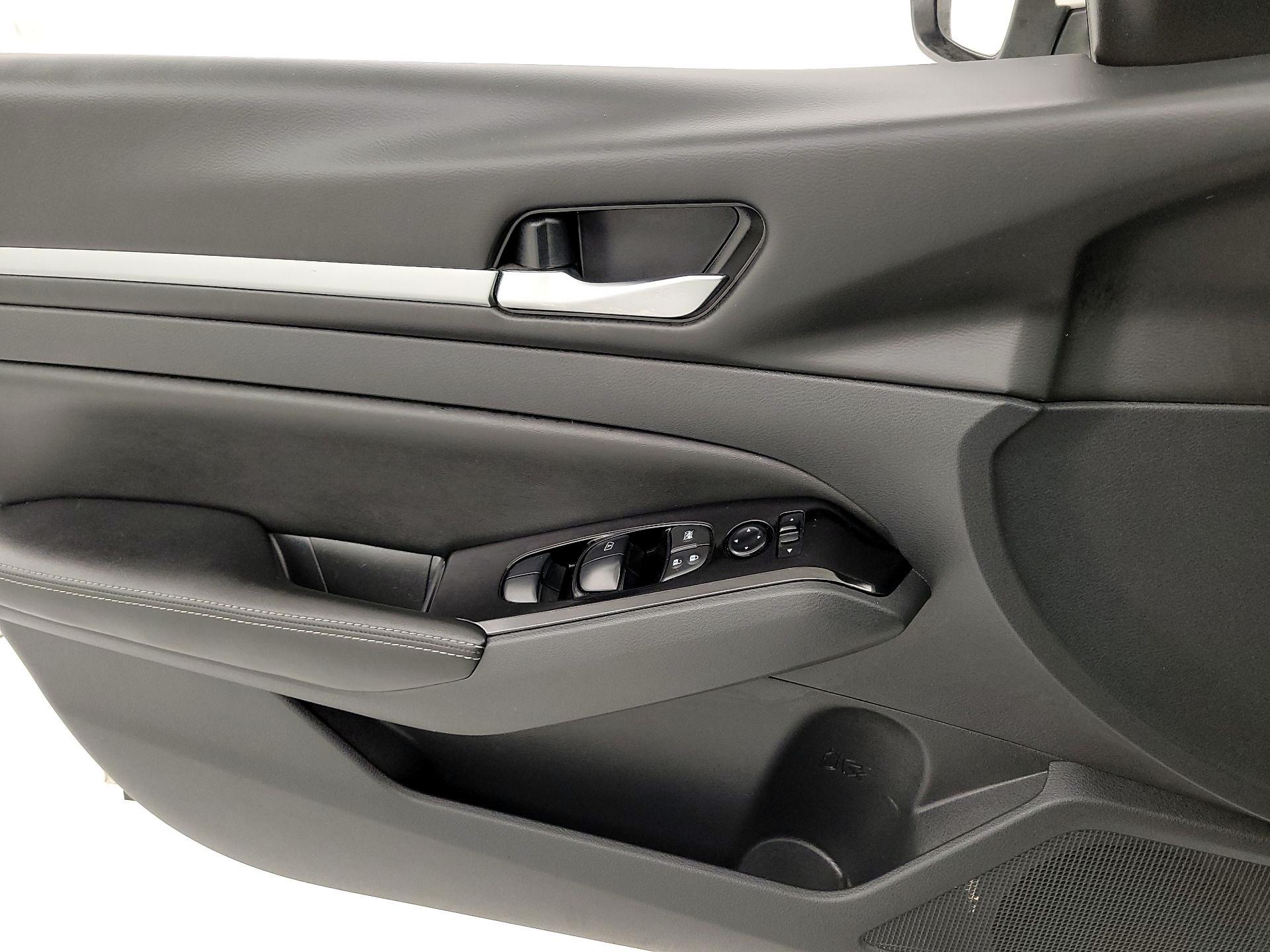 Thumbnail: 2023 Nissan Altima - 12