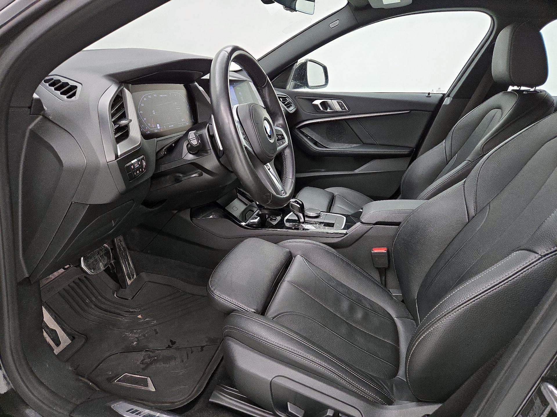 Thumbnail: 2022 BMW 2 Series - 11