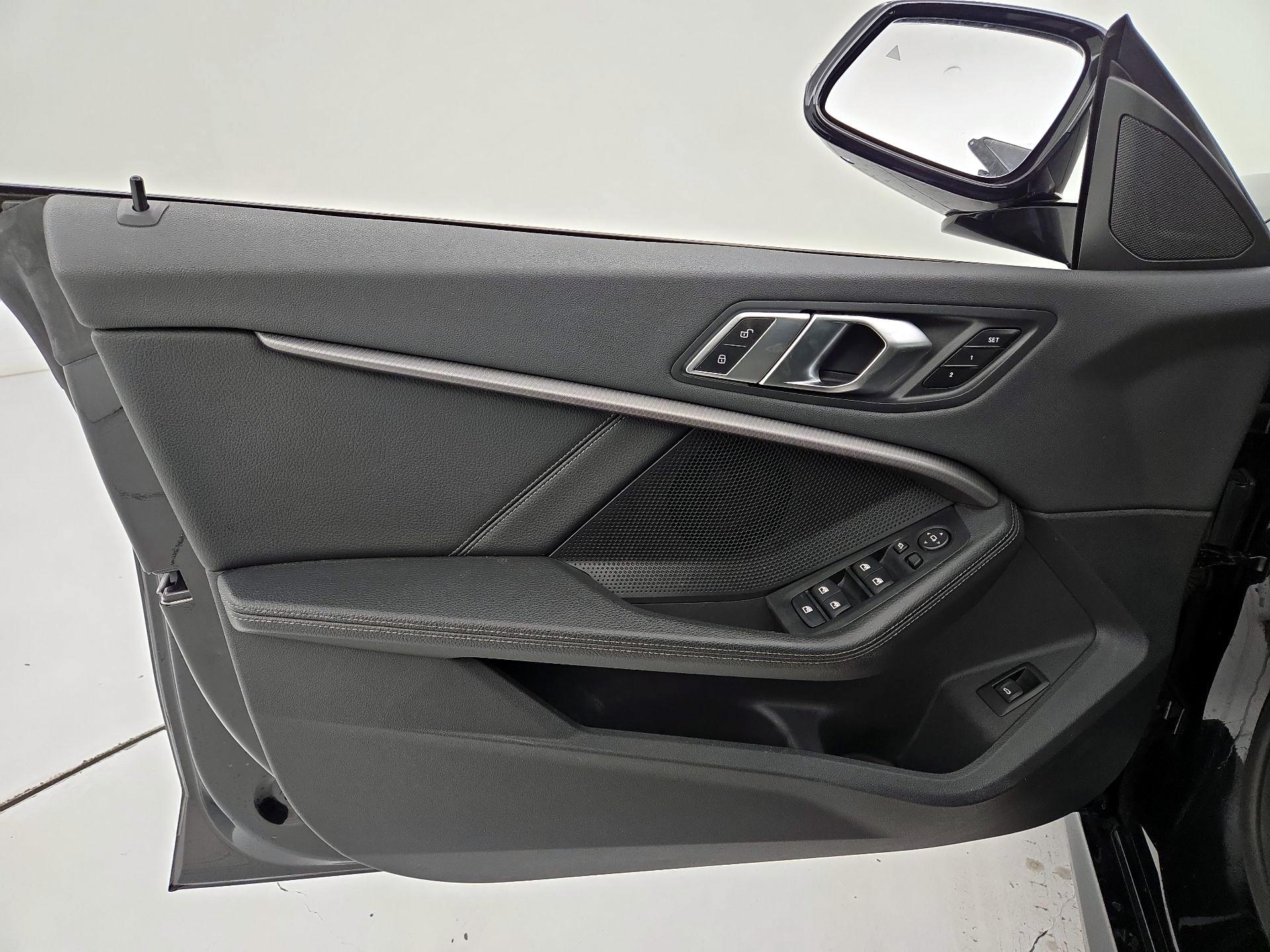 Thumbnail: 2022 BMW 2 Series - 12