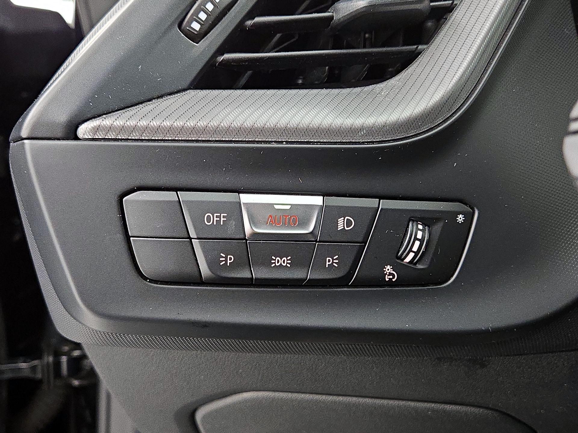 Thumbnail: 2022 BMW 2 Series - 13