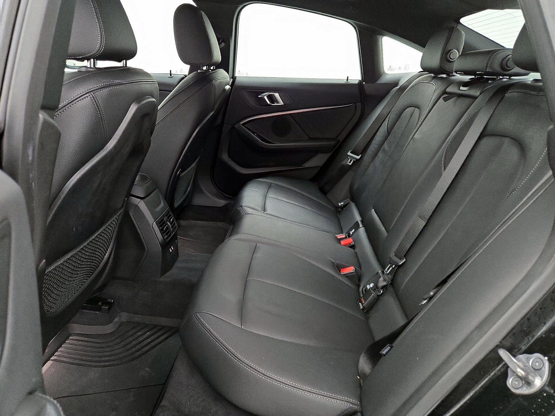 Thumbnail: 2022 BMW 2 Series - 18