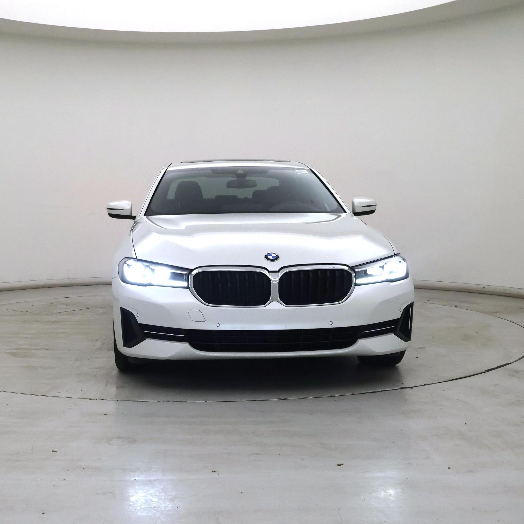 Thumbnail: 2022 BMW 5 Series - 5