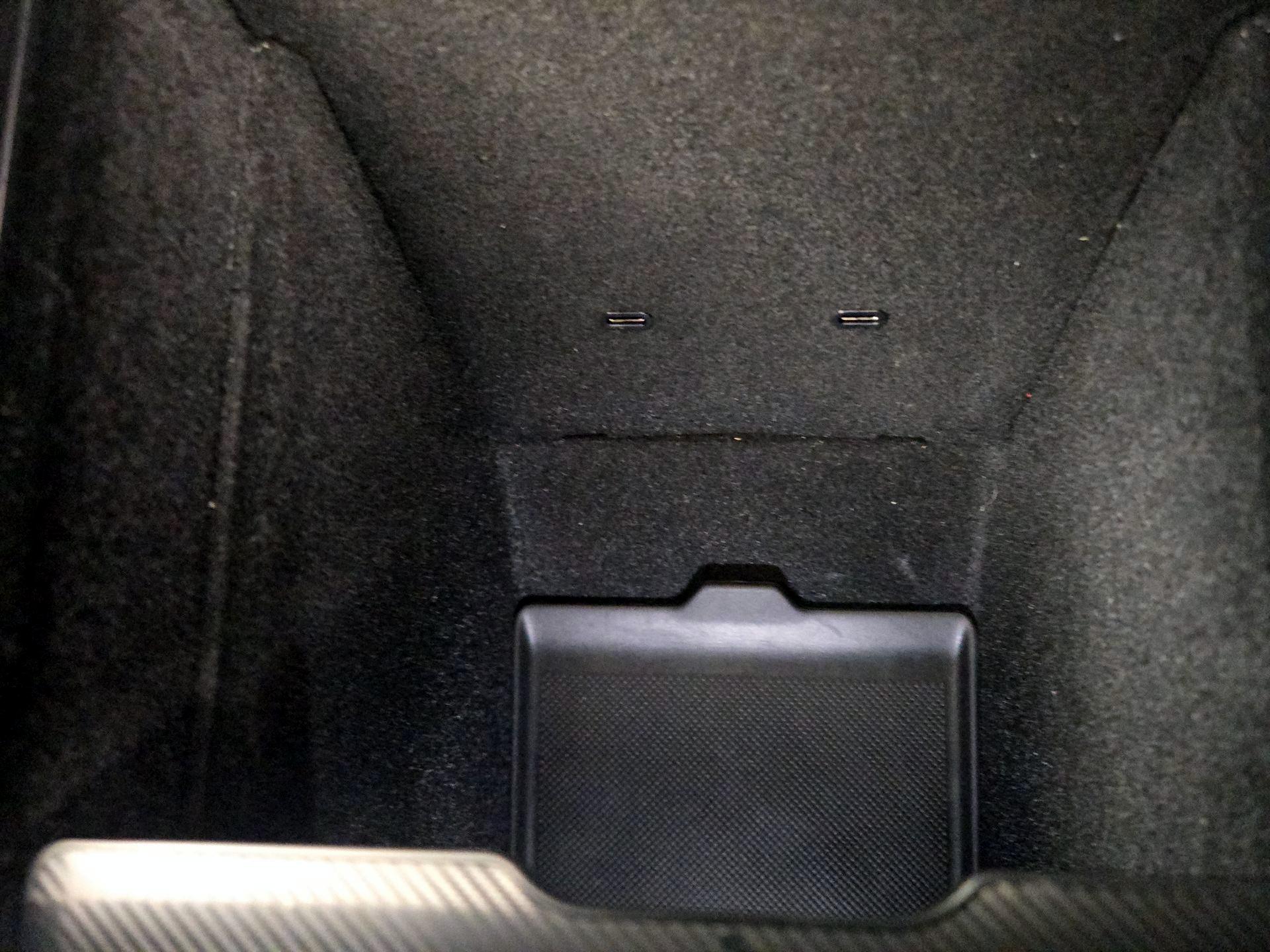 Thumbnail: 2023 Tesla Model 3 - 18