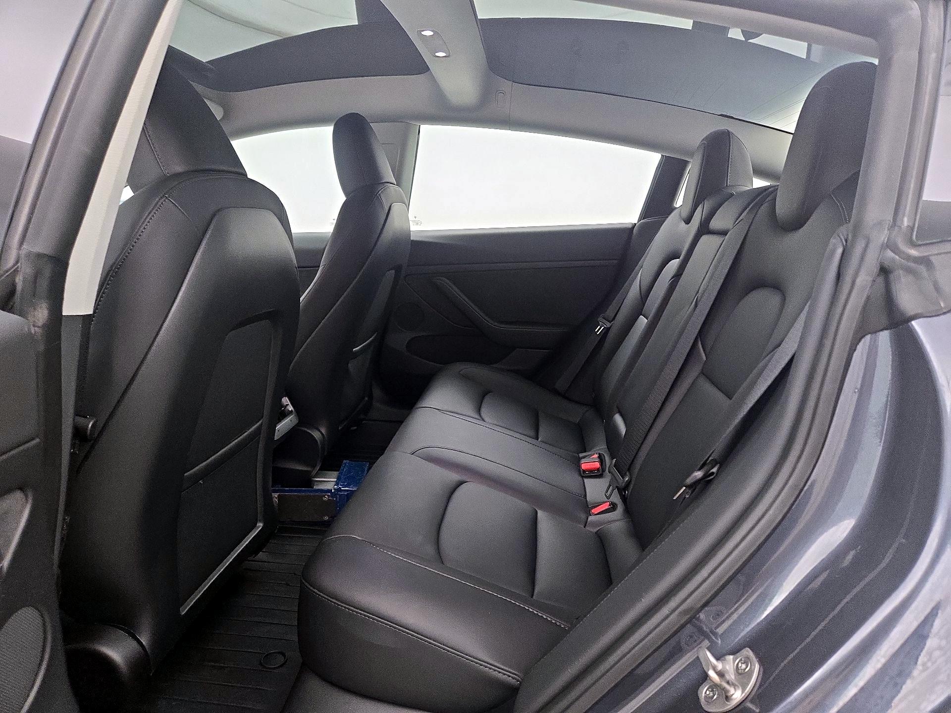 Thumbnail: 2023 Tesla Model 3 - 20