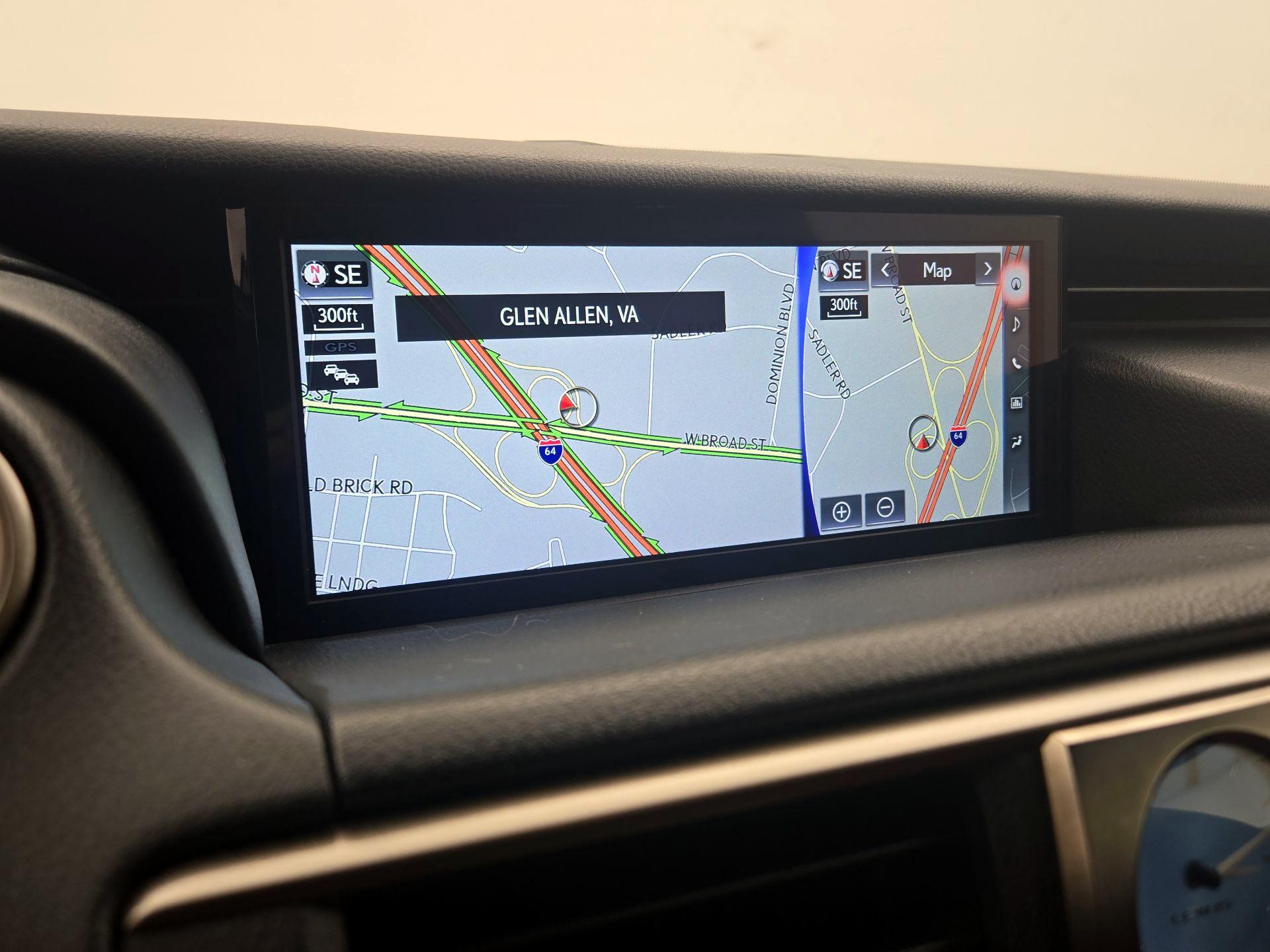 Thumbnail: 2019 Lexus IS - 14