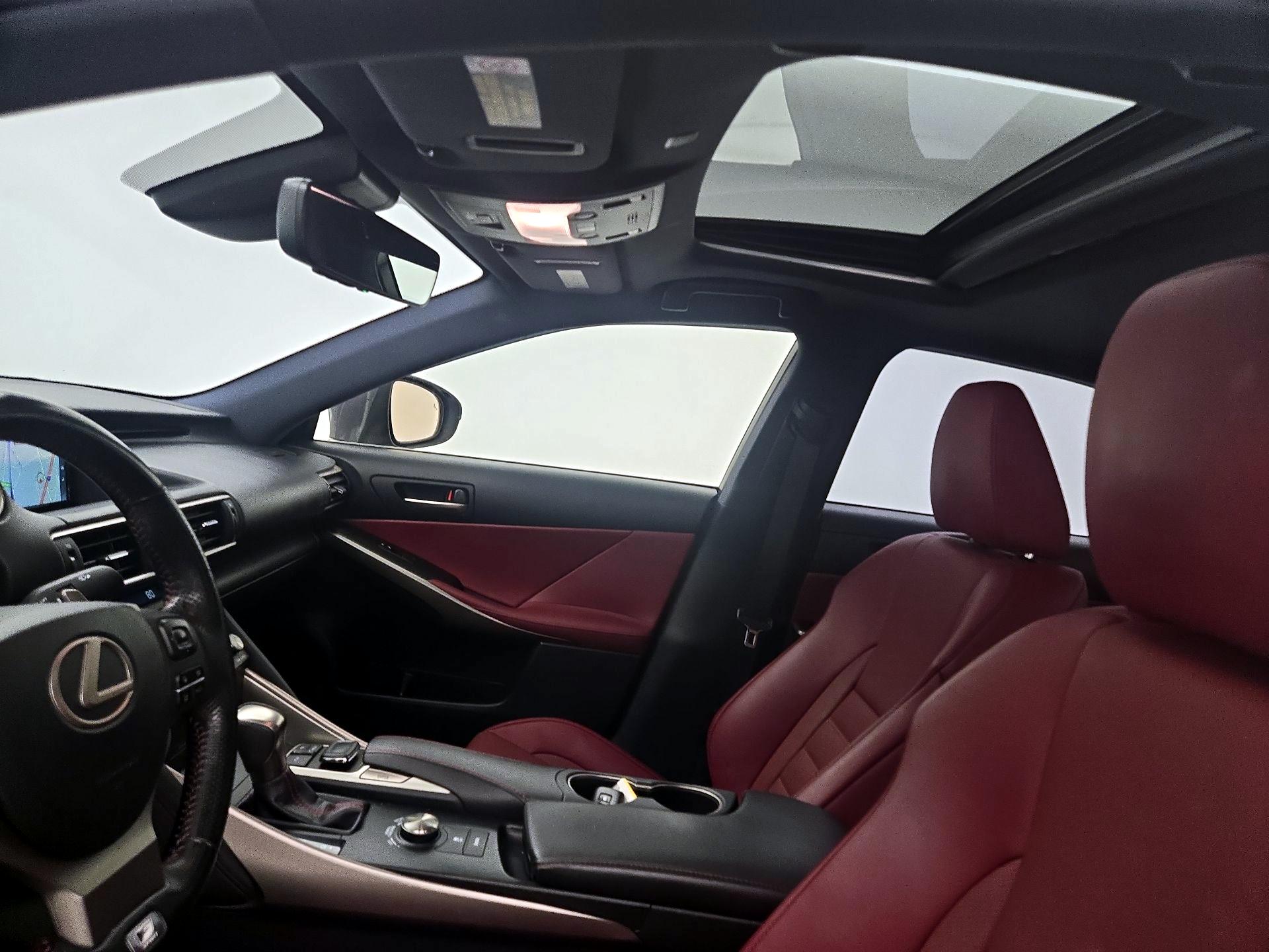 Thumbnail: 2019 Lexus IS - 20