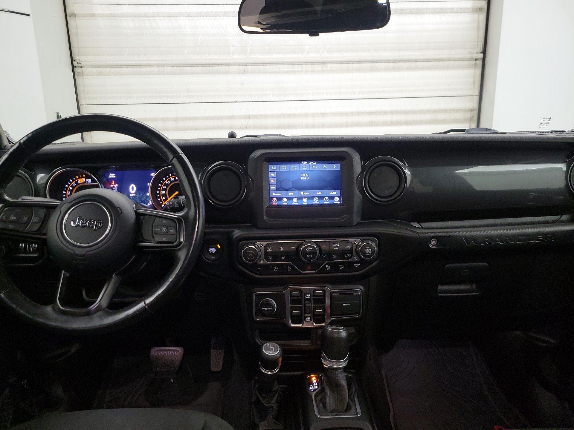 Thumbnail: 2020 Jeep Wrangler - 9