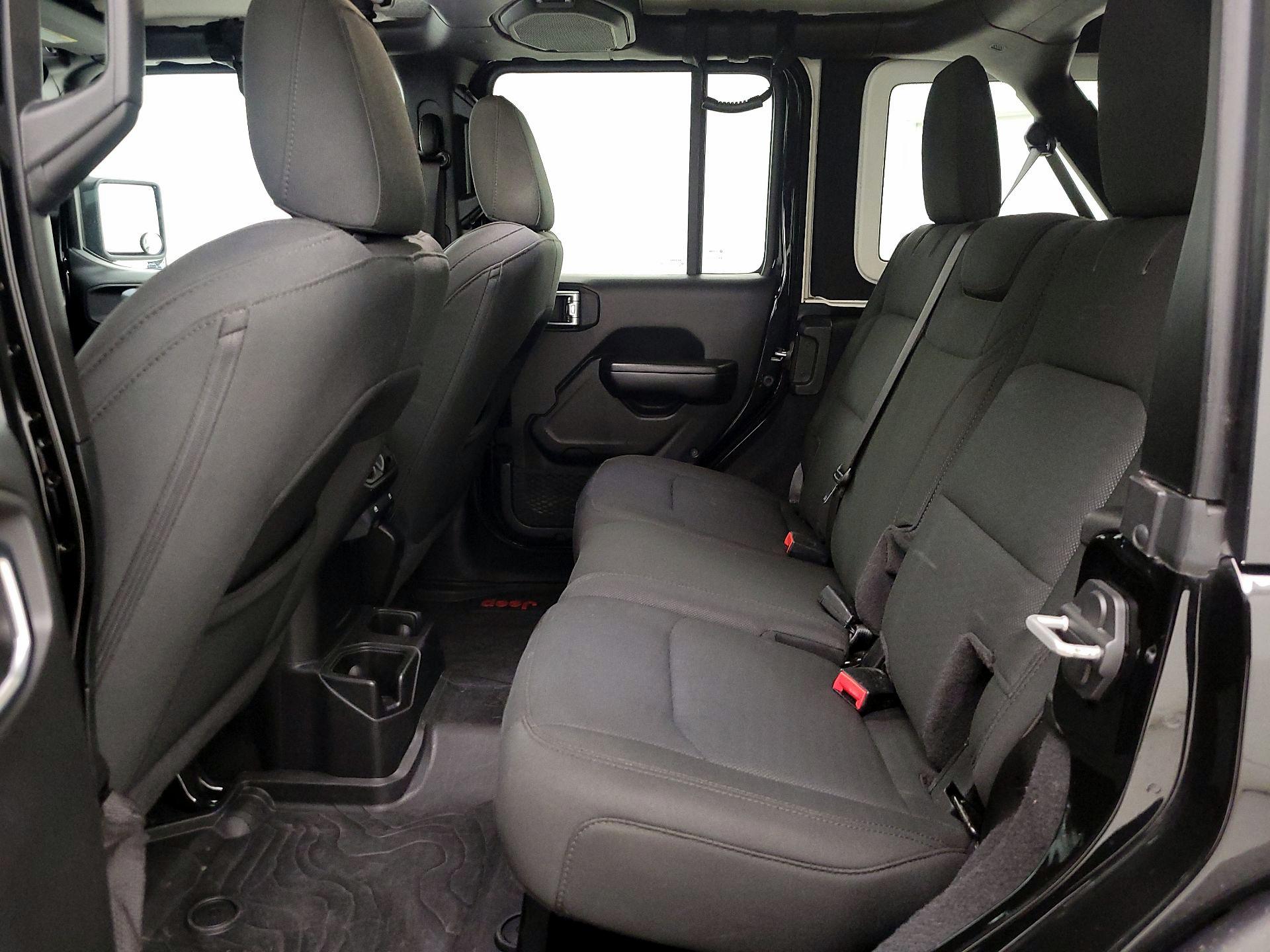 Thumbnail: 2020 Jeep Wrangler - 19