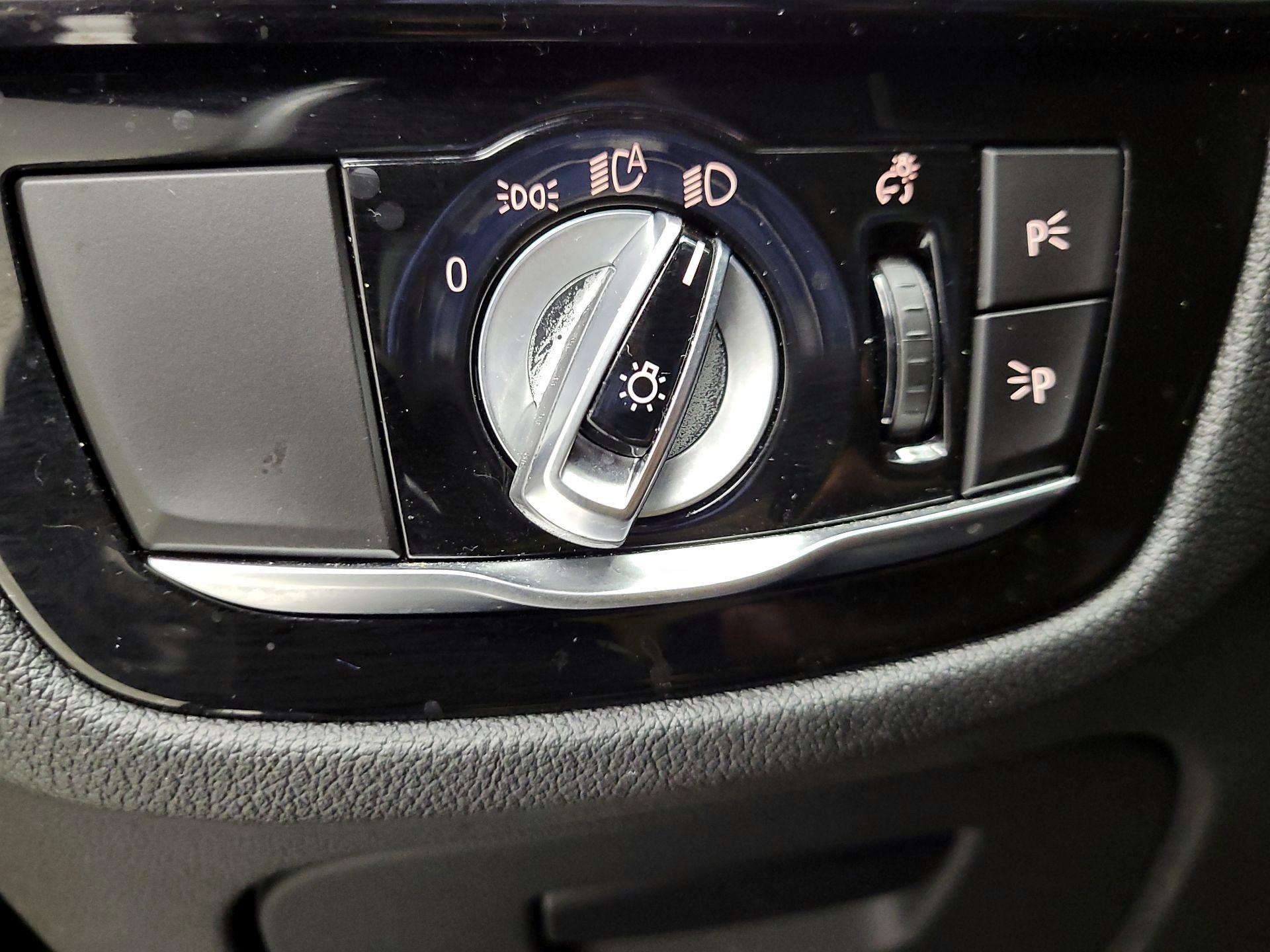 Thumbnail: 2019 BMW 5 Series - 11