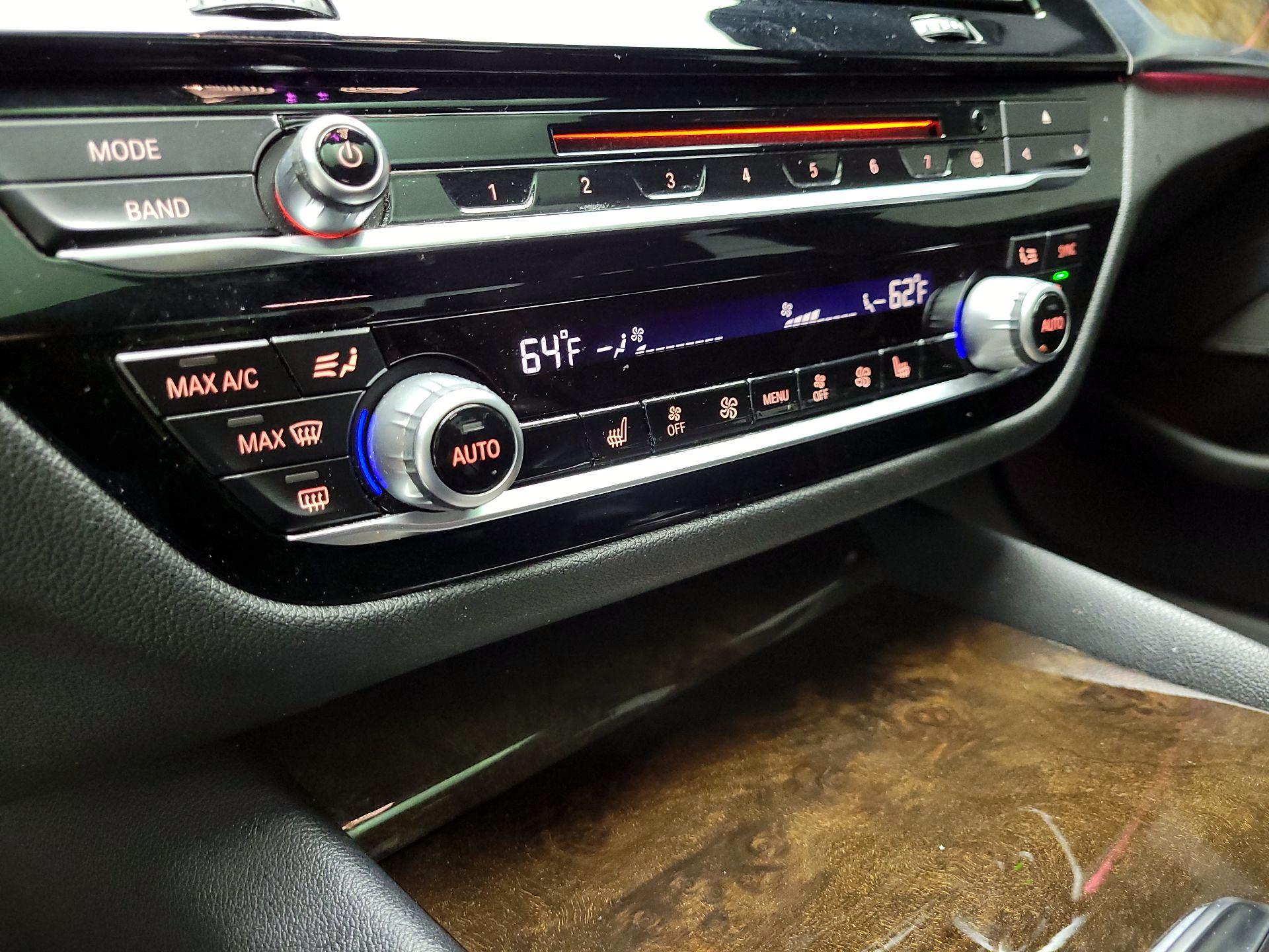 Thumbnail: 2019 BMW 5 Series - 15