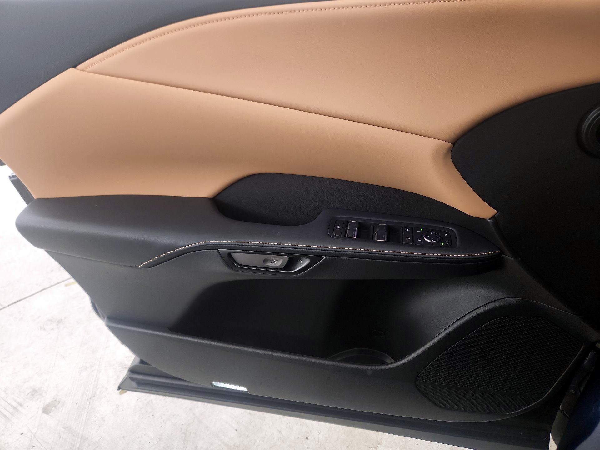 Thumbnail: 2025 Lexus RX - 12