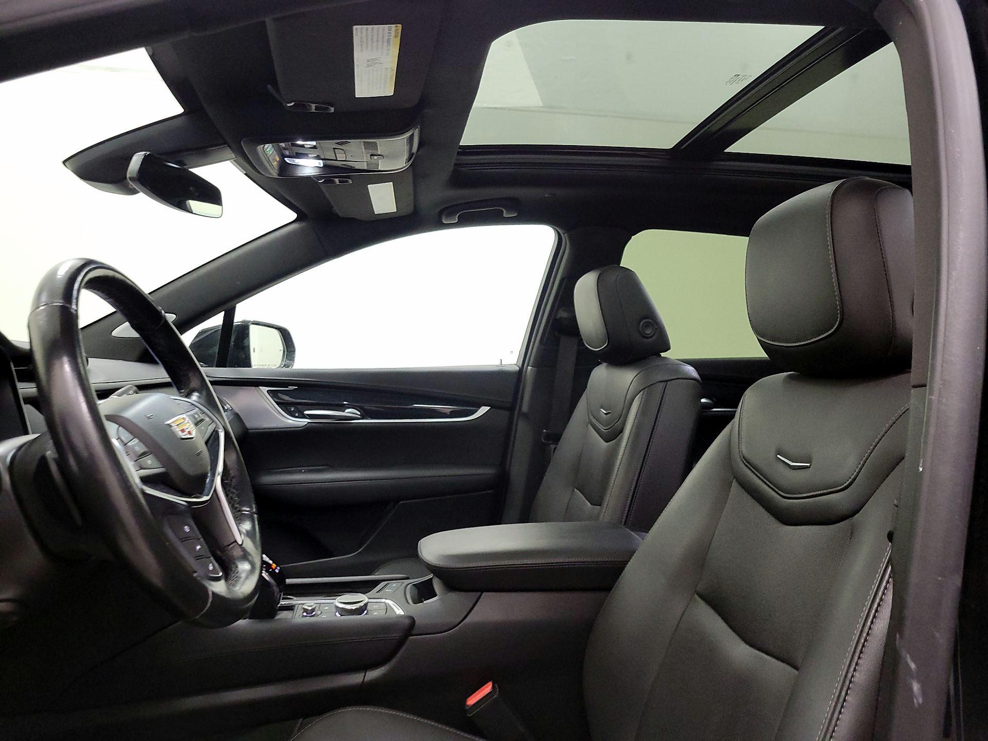 Thumbnail: 2023 Cadillac XT5 - 20