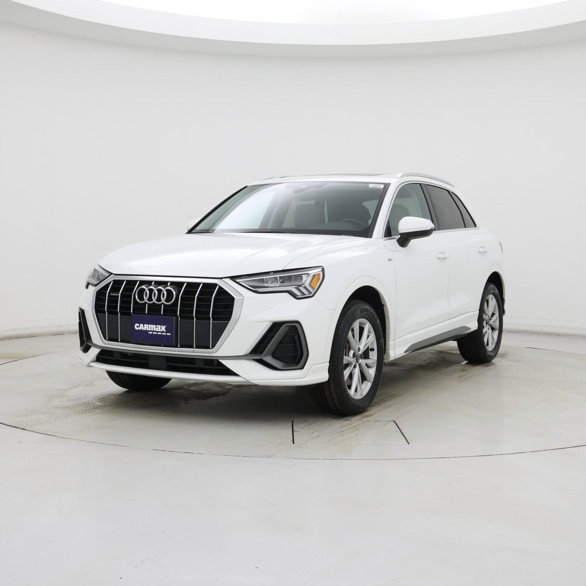 Thumbnail: 2023 Audi Q3 - 4