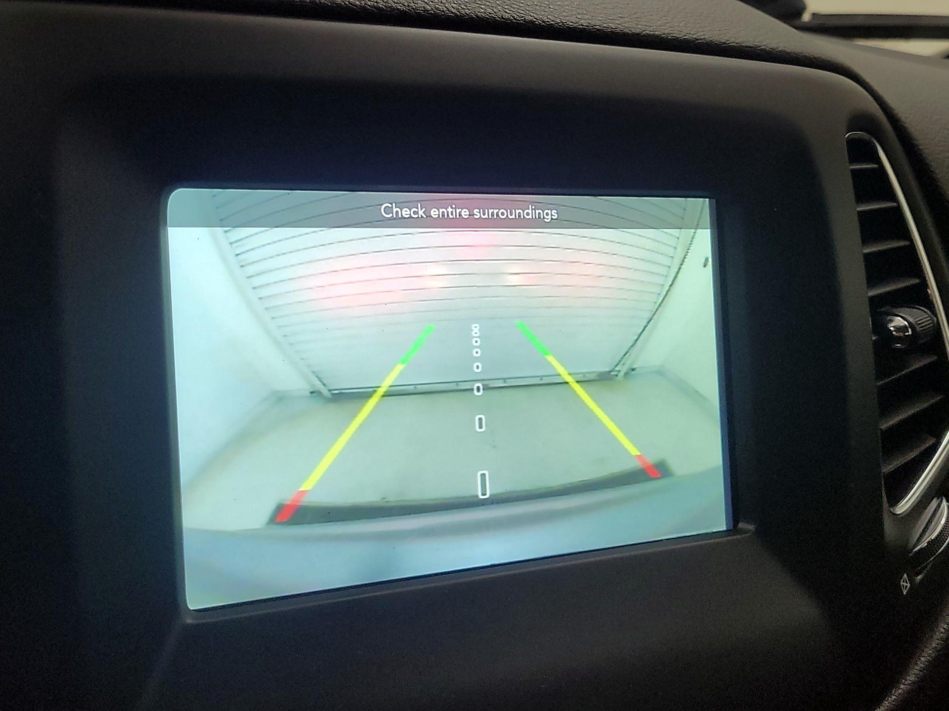 Thumbnail: 2020 Jeep Compass - 14