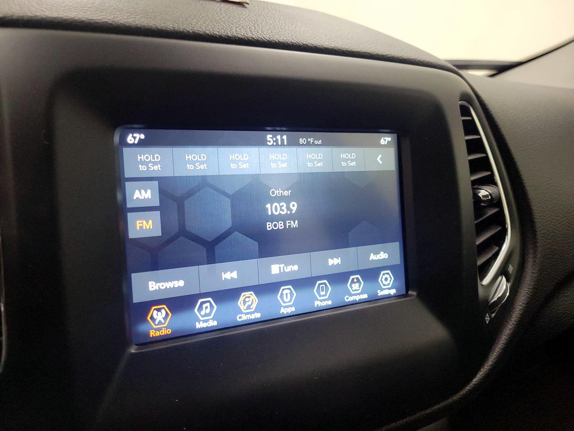 Thumbnail: 2020 Jeep Compass - 15