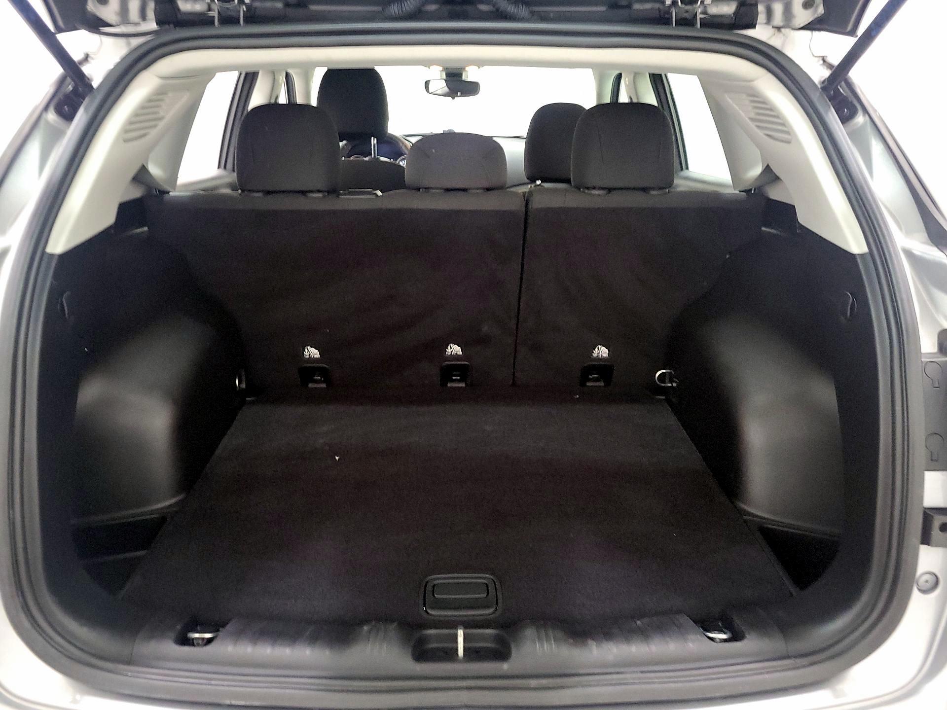 Thumbnail: 2020 Jeep Compass - 20