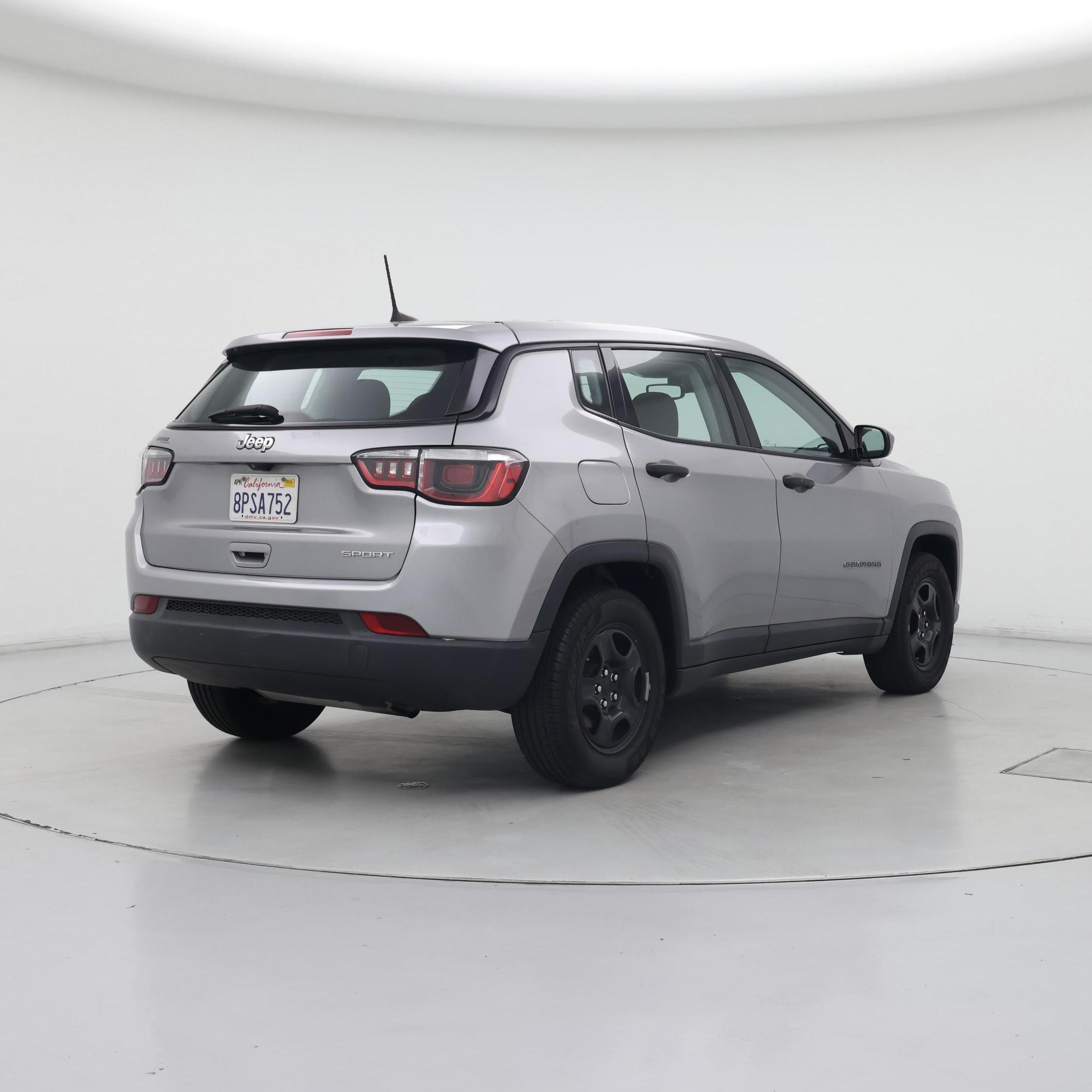 Thumbnail: 2020 Jeep Compass - 8