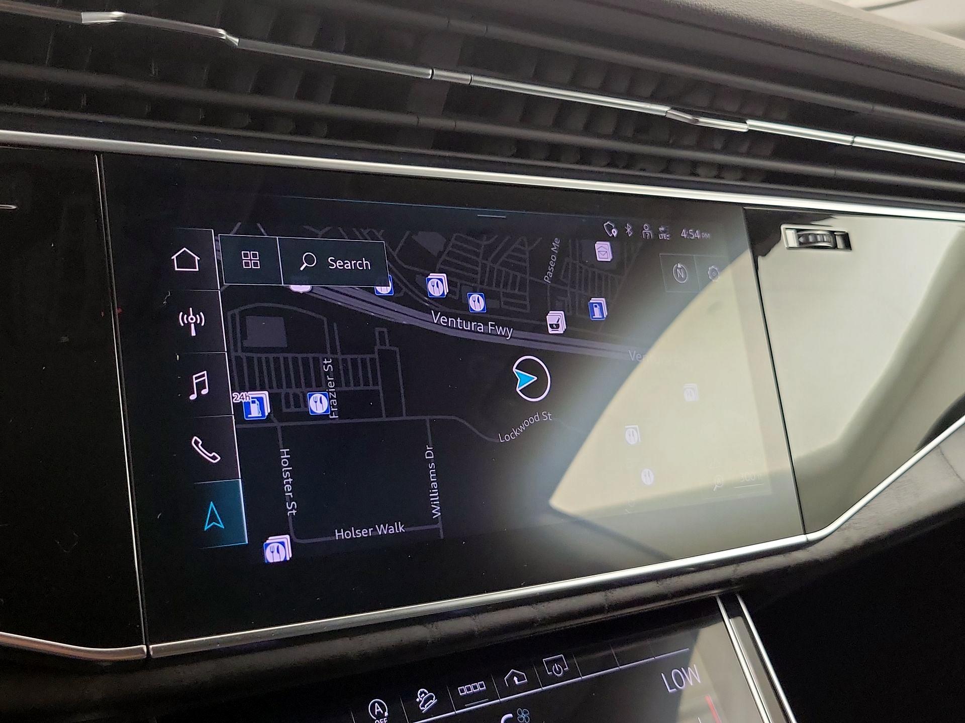 Thumbnail: 2022 Audi Q8 - 14