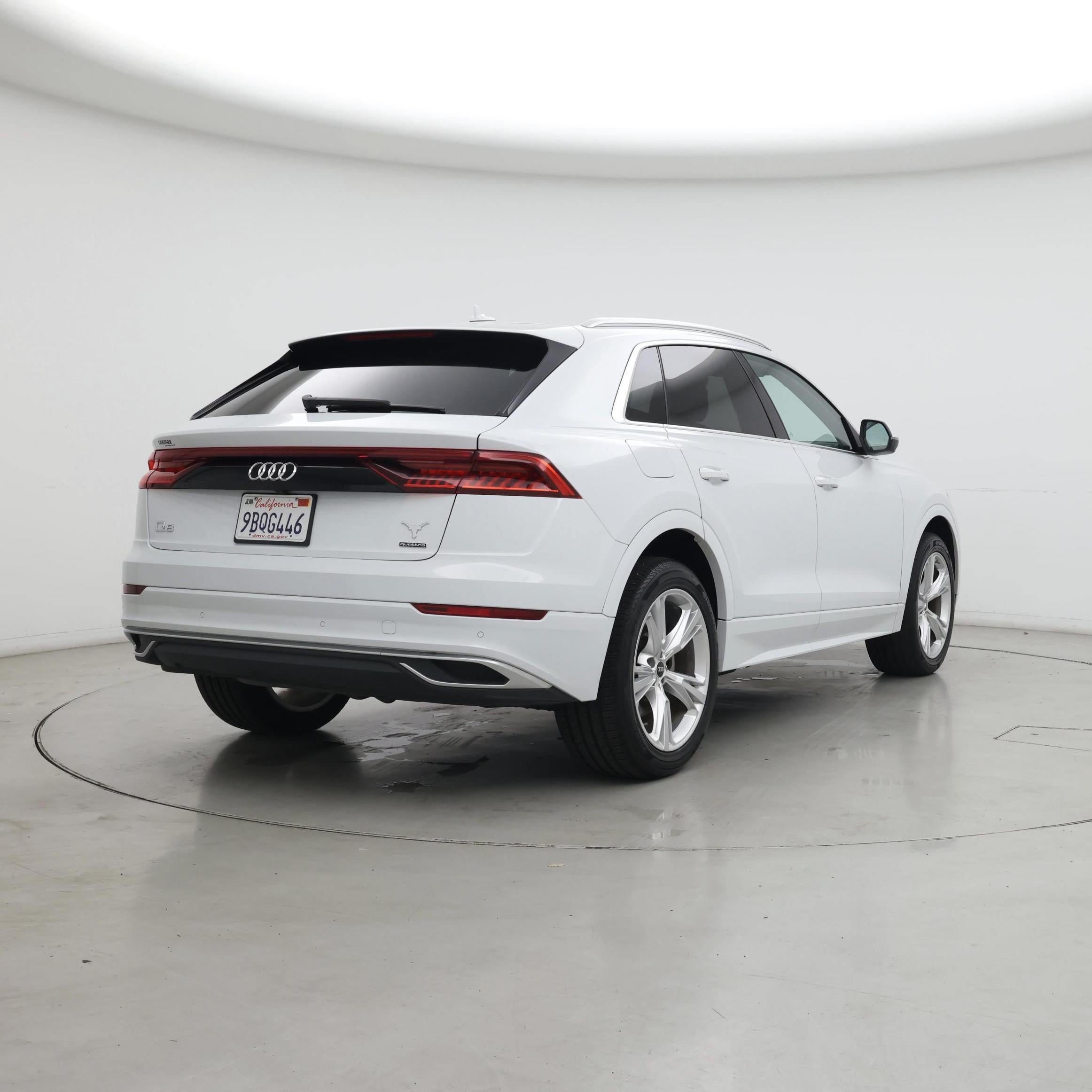 Thumbnail: 2022 Audi Q8 - 8