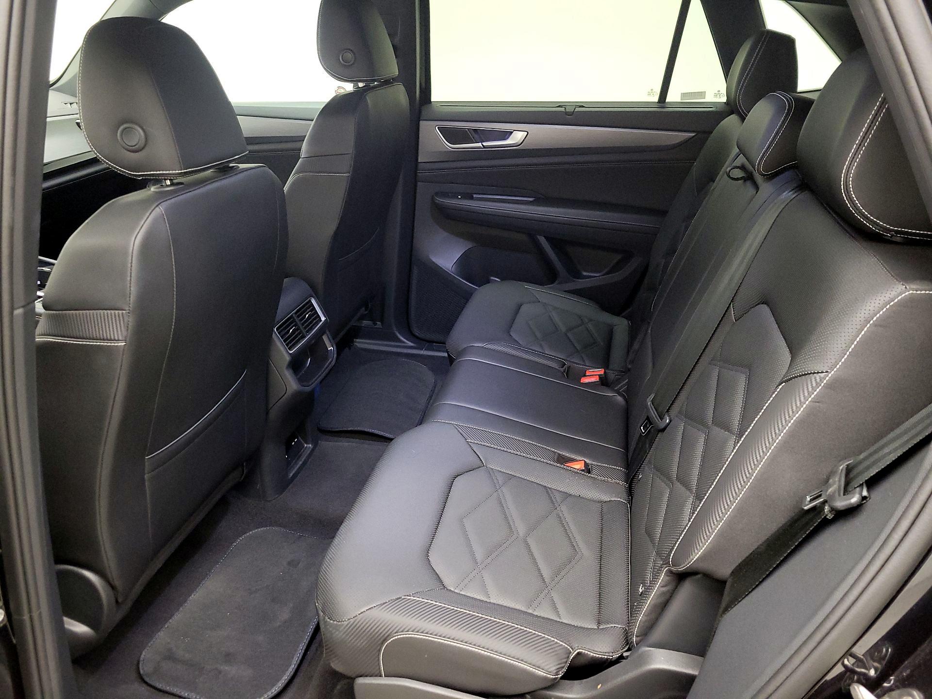 Thumbnail: 2025 Volkswagen Atlas - 19