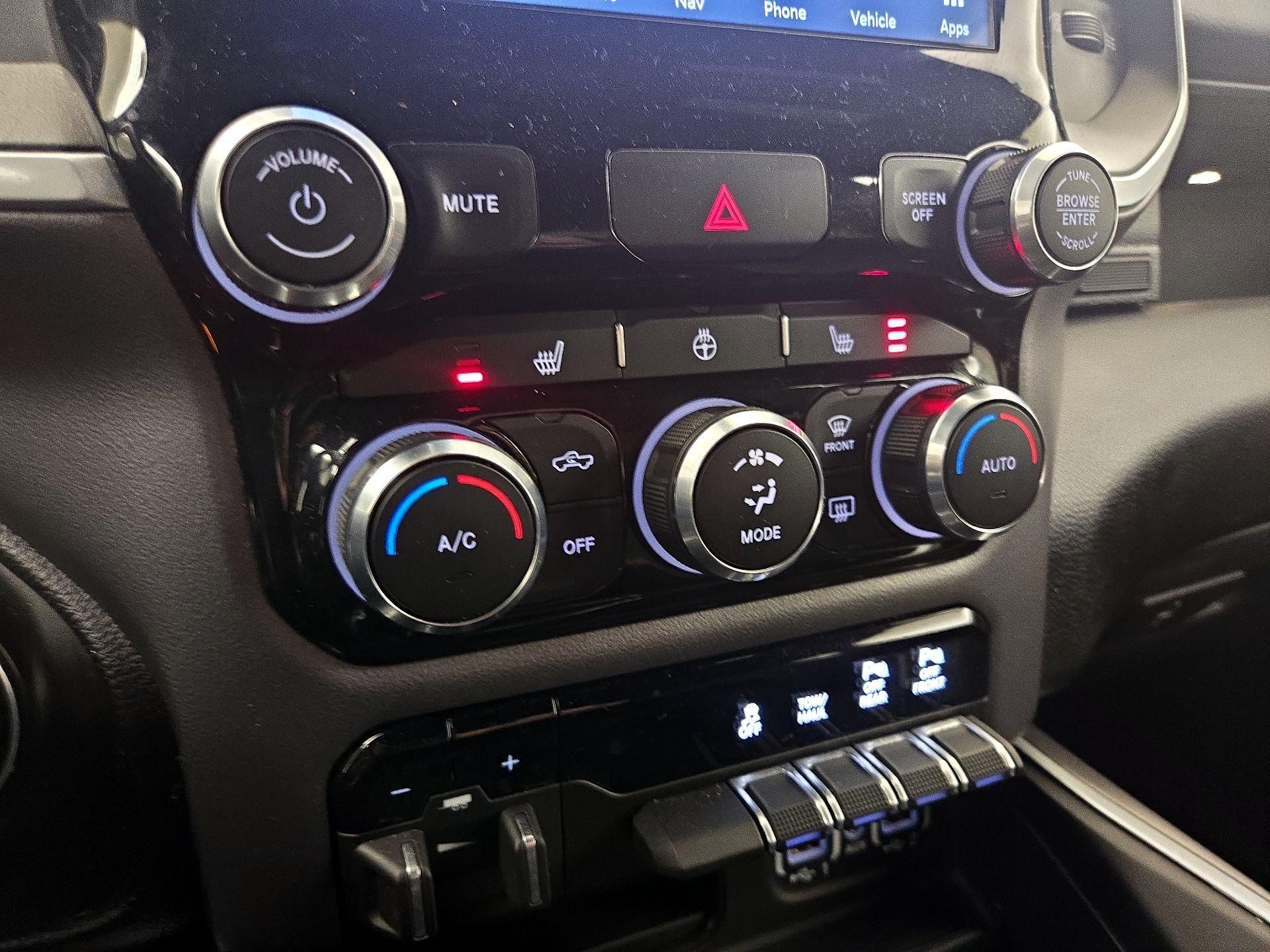 Thumbnail: 2022 RAM 1500 - 17