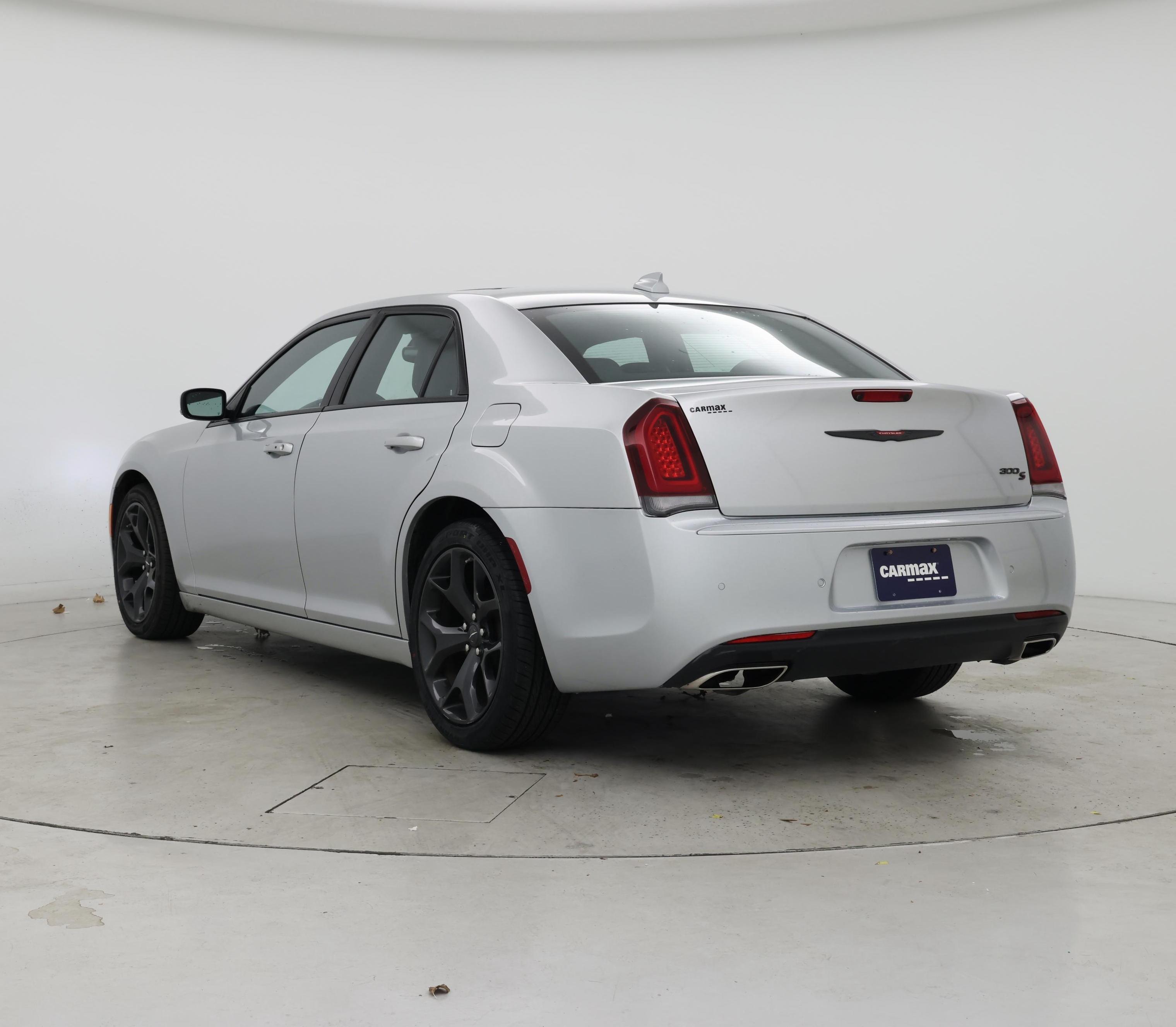 Thumbnail: 2023 Chrysler 300 - 2