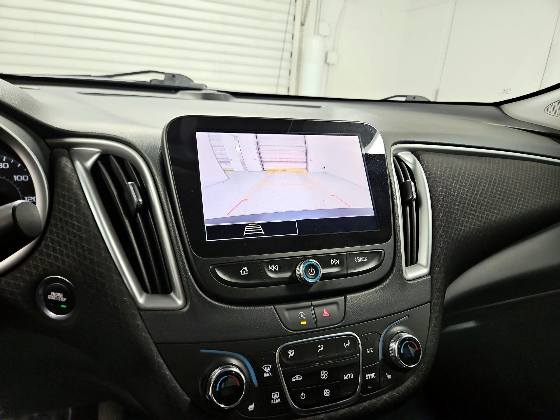 Thumbnail: 2023 Chevrolet Malibu - 14