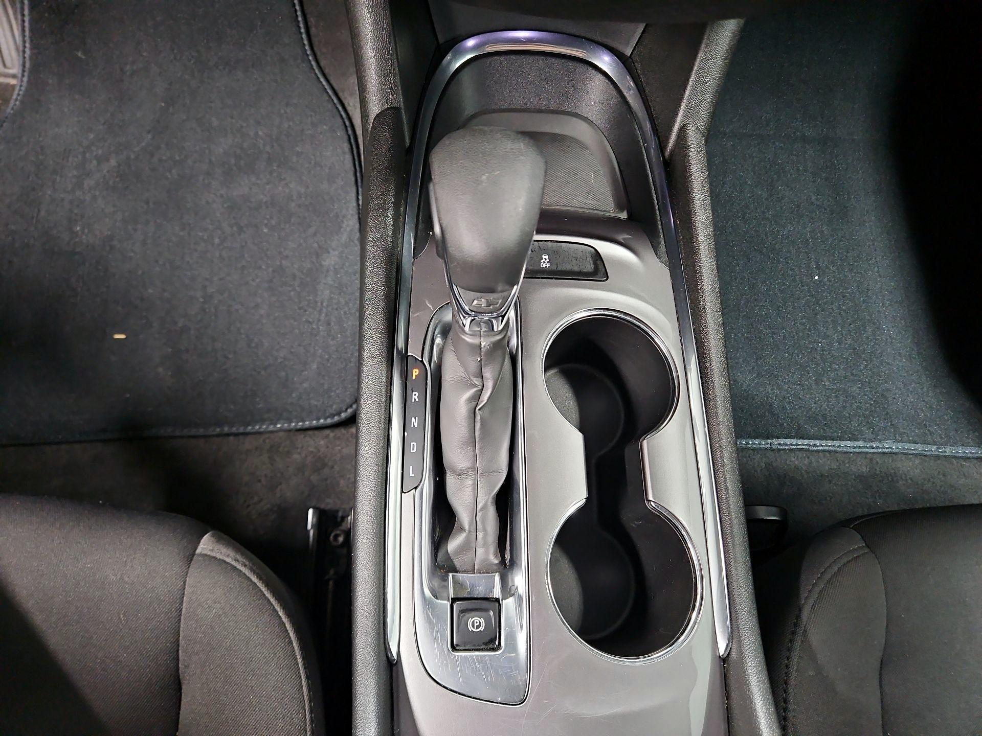 Thumbnail: 2023 Chevrolet Malibu - 17