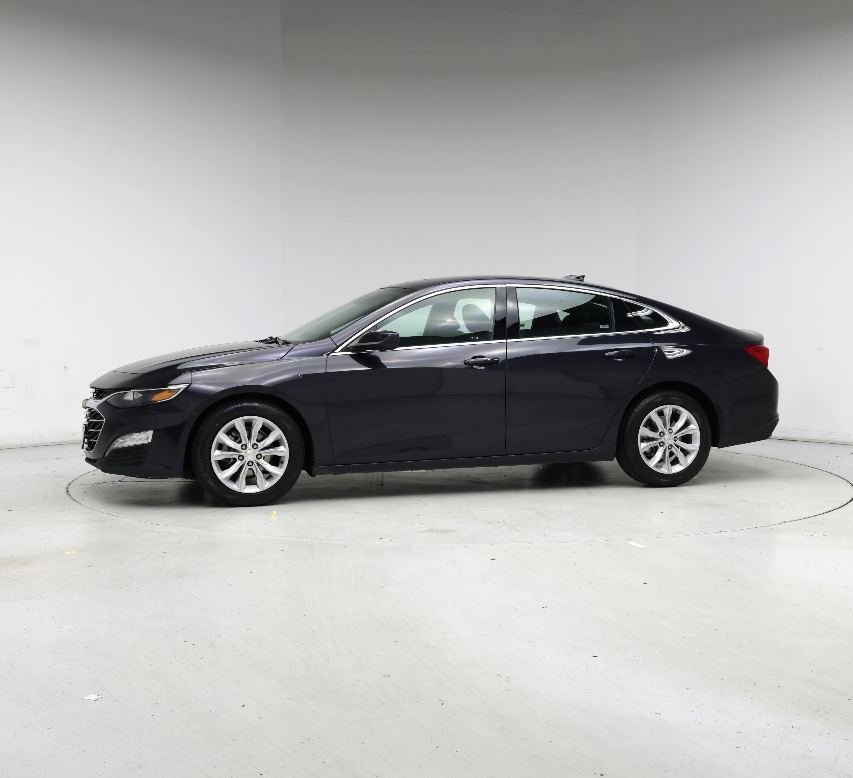 Thumbnail: 2023 Chevrolet Malibu - 3