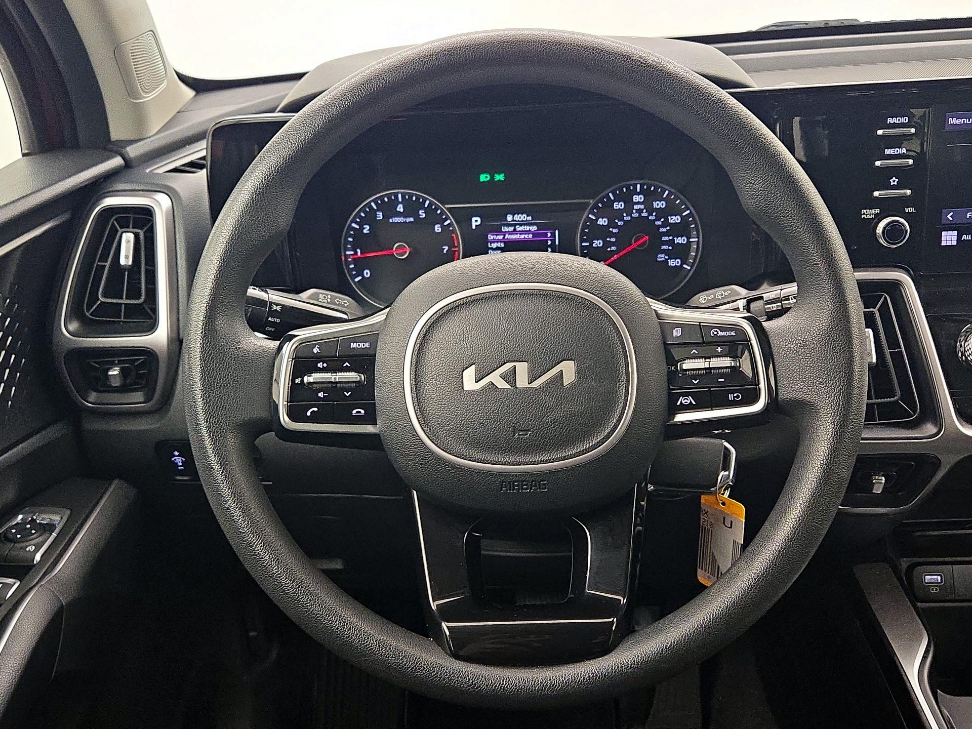 Thumbnail: 2022 Kia Sorento - 10