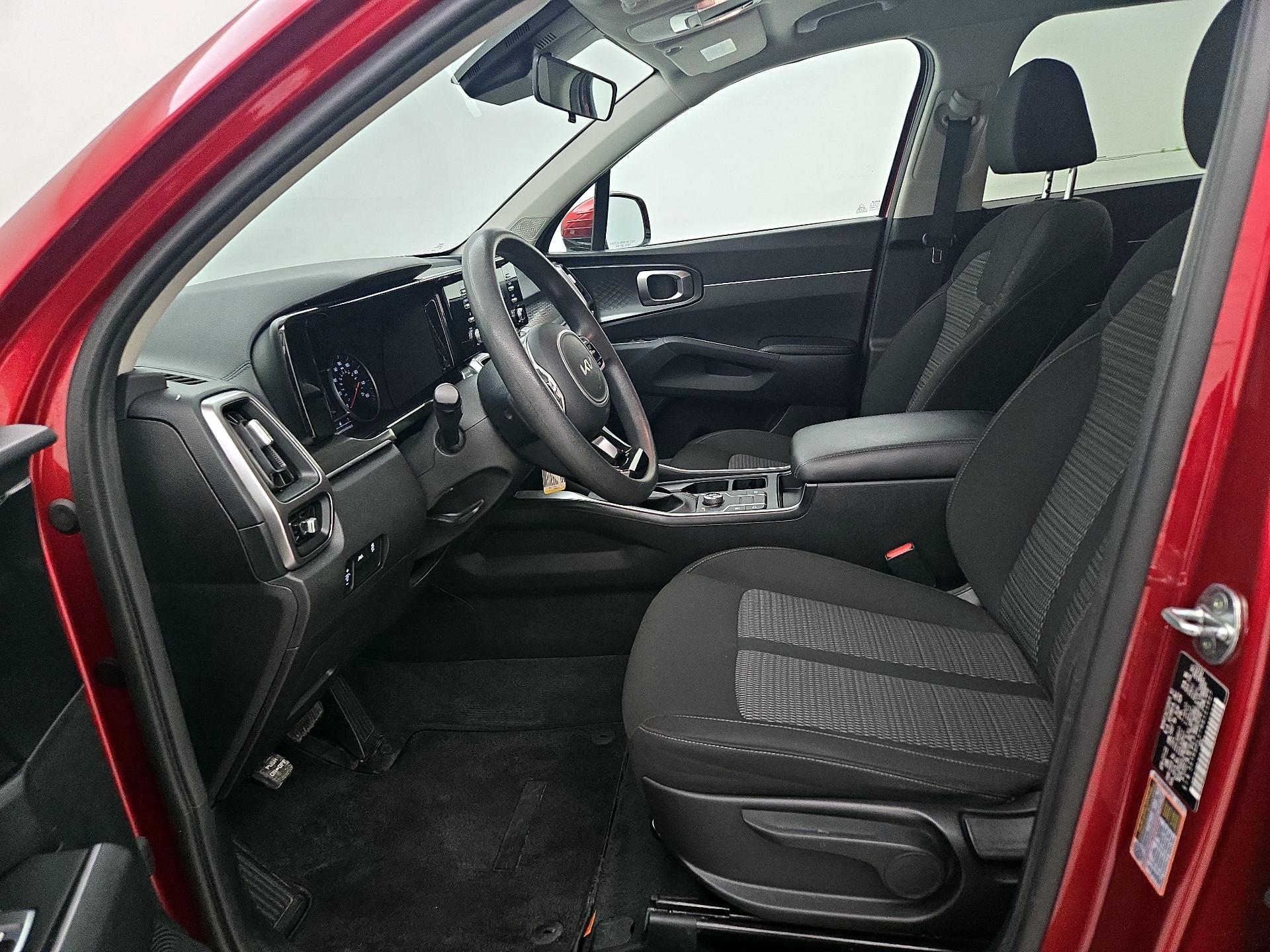Thumbnail: 2022 Kia Sorento - 11