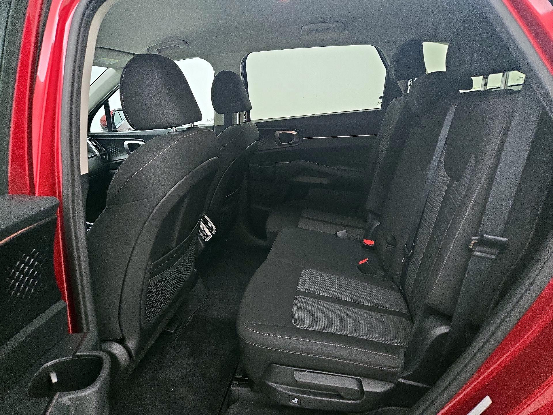 Thumbnail: 2022 Kia Sorento - 19