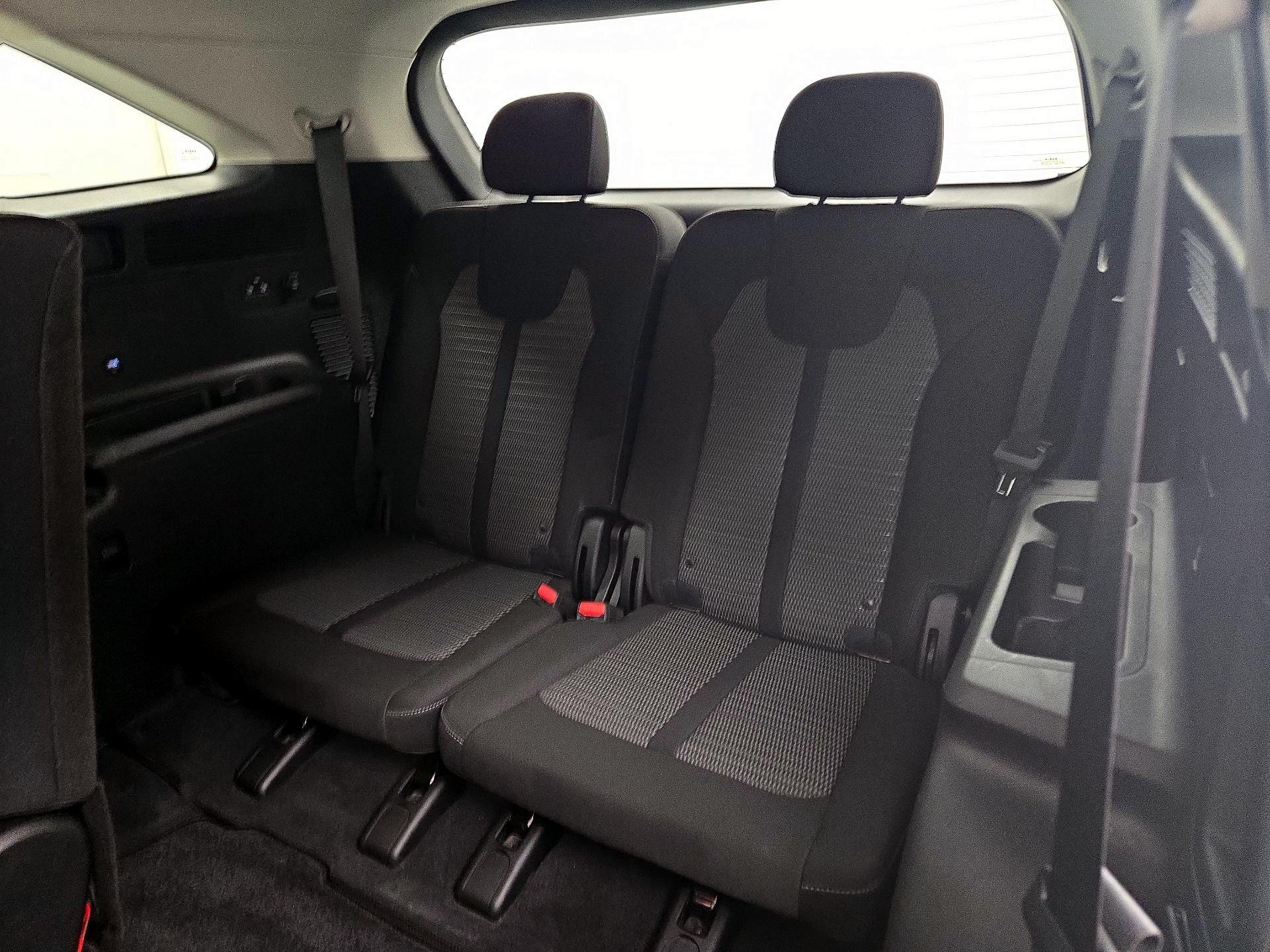 Thumbnail: 2022 Kia Sorento - 20