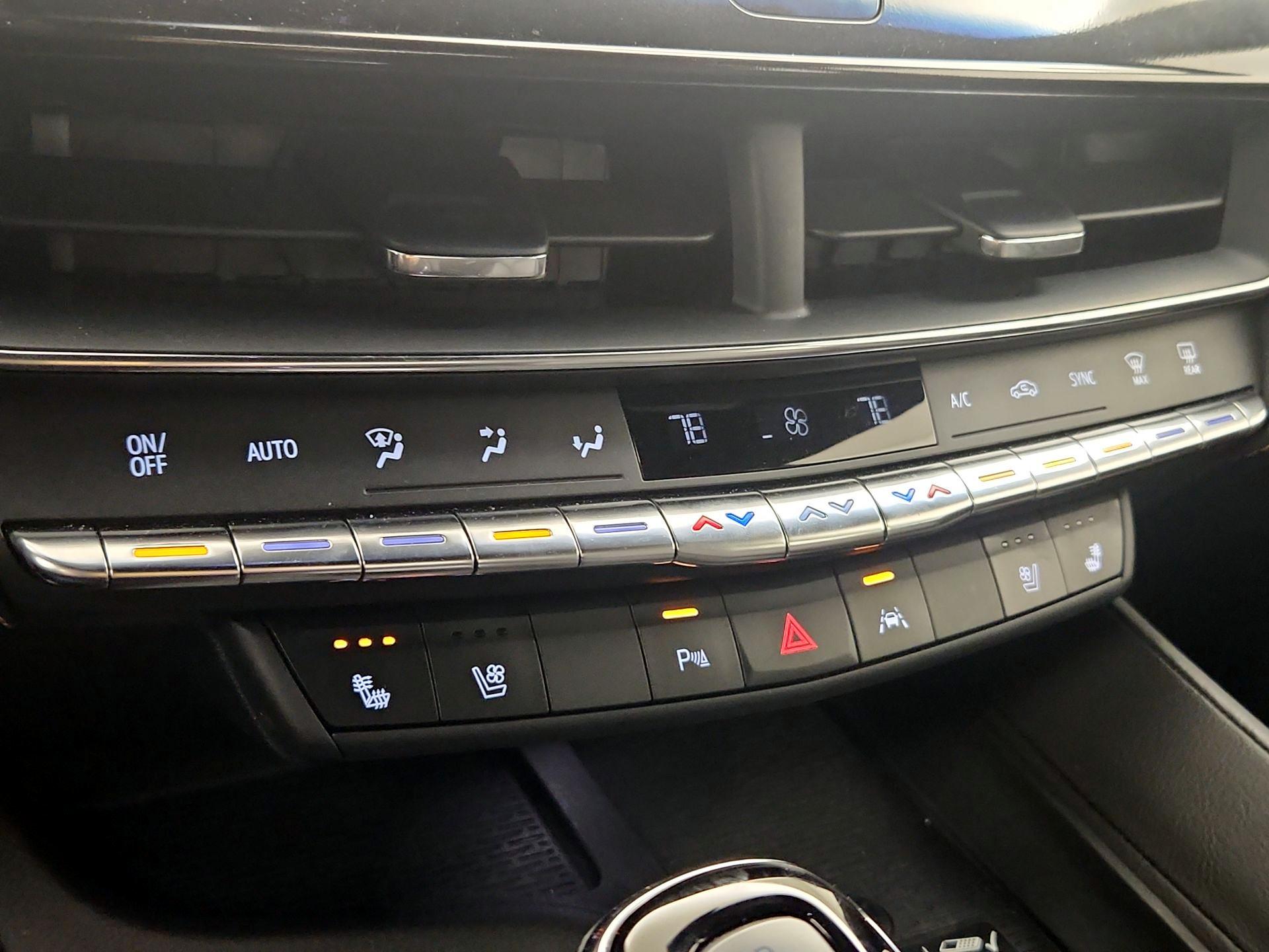 Thumbnail: 2023 Cadillac CT5 - 17