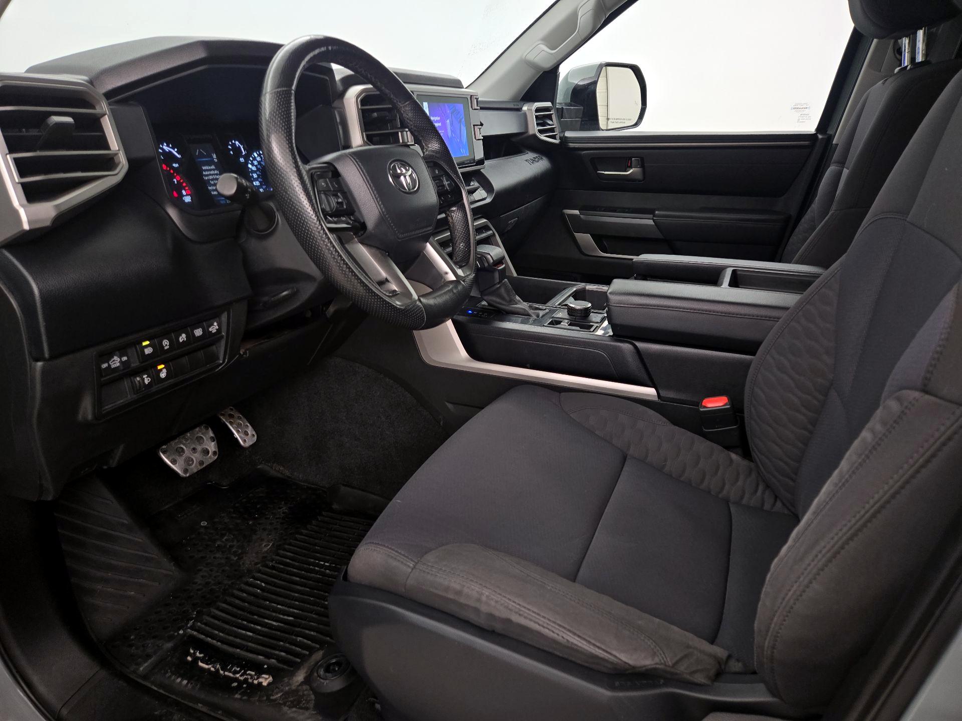 Thumbnail: 2022 Toyota Tundra - 11