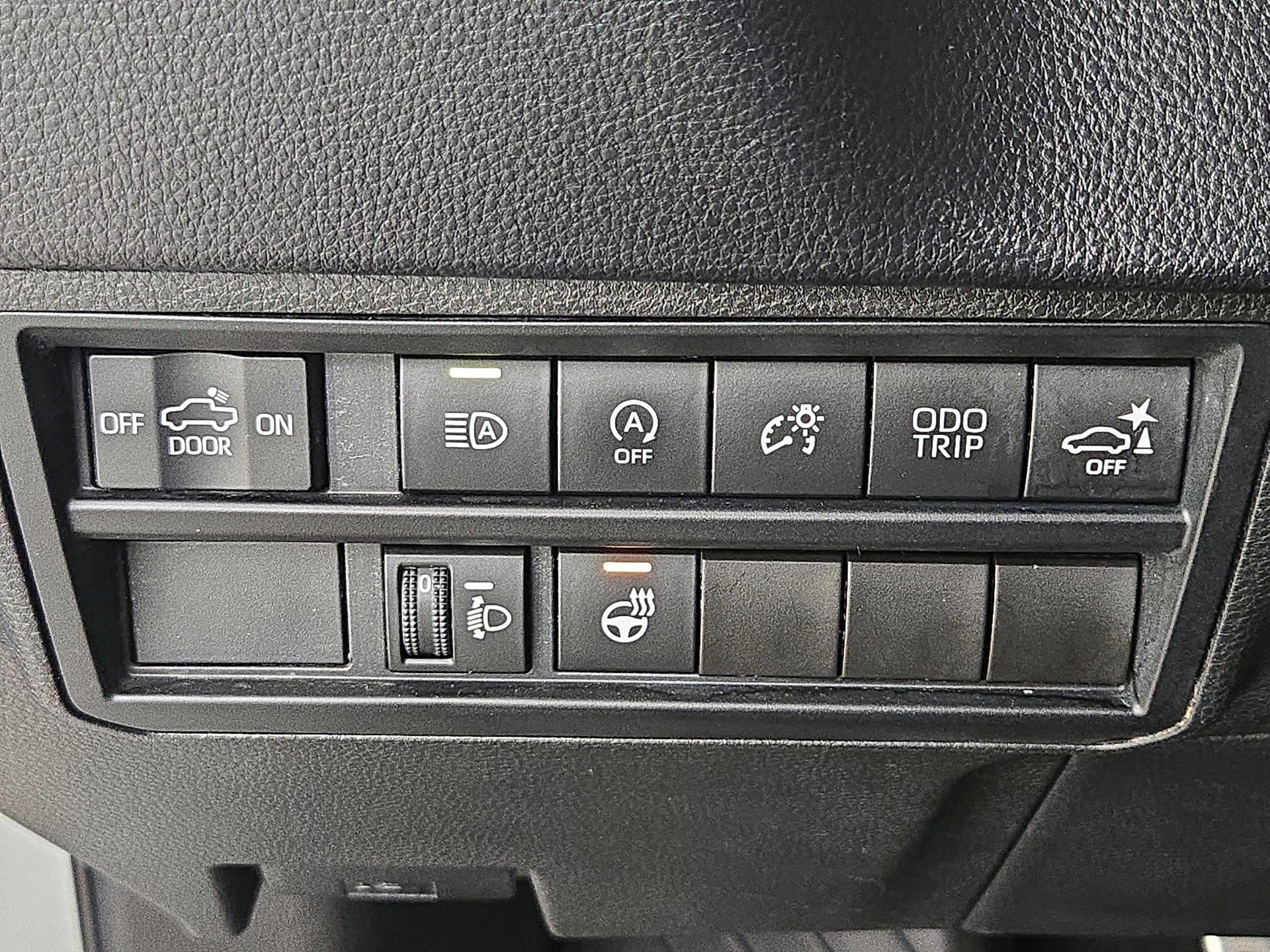 Thumbnail: 2022 Toyota Tundra - 13