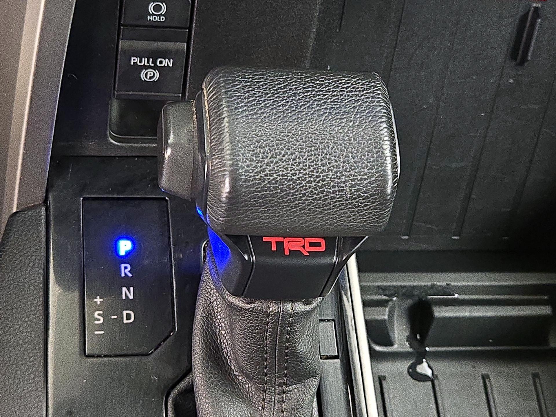 Thumbnail: 2022 Toyota Tundra - 17