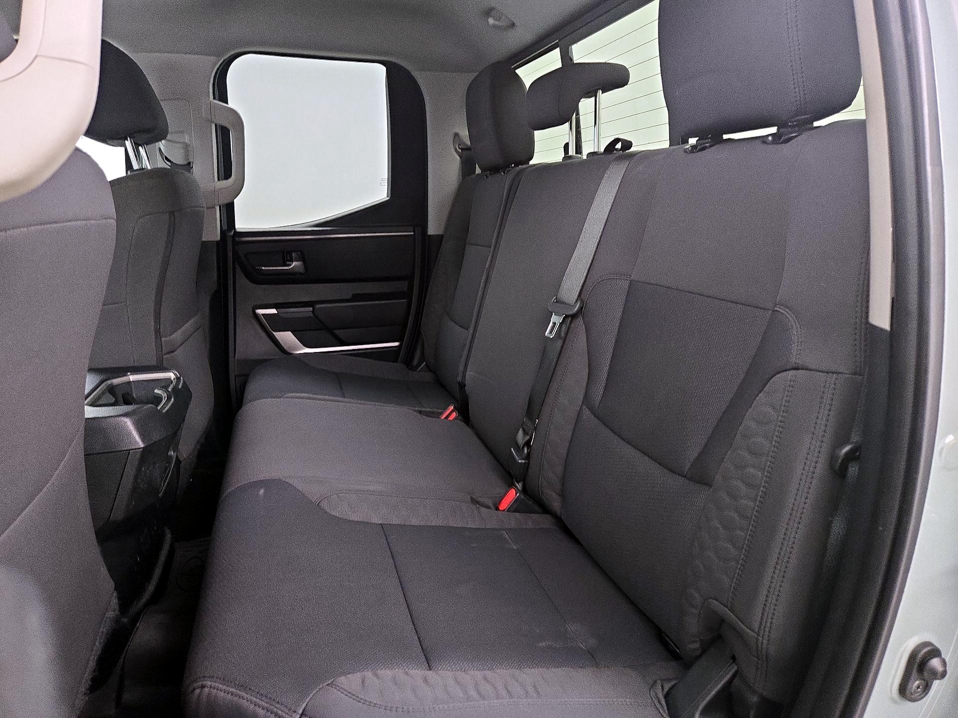 Thumbnail: 2022 Toyota Tundra - 19