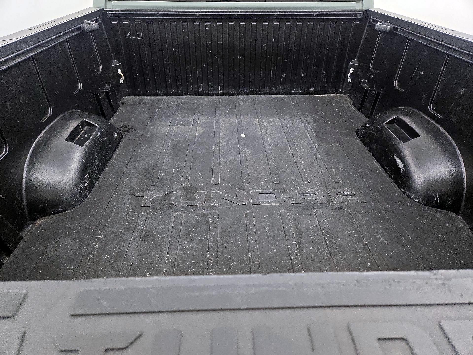 Thumbnail: 2022 Toyota Tundra - 20