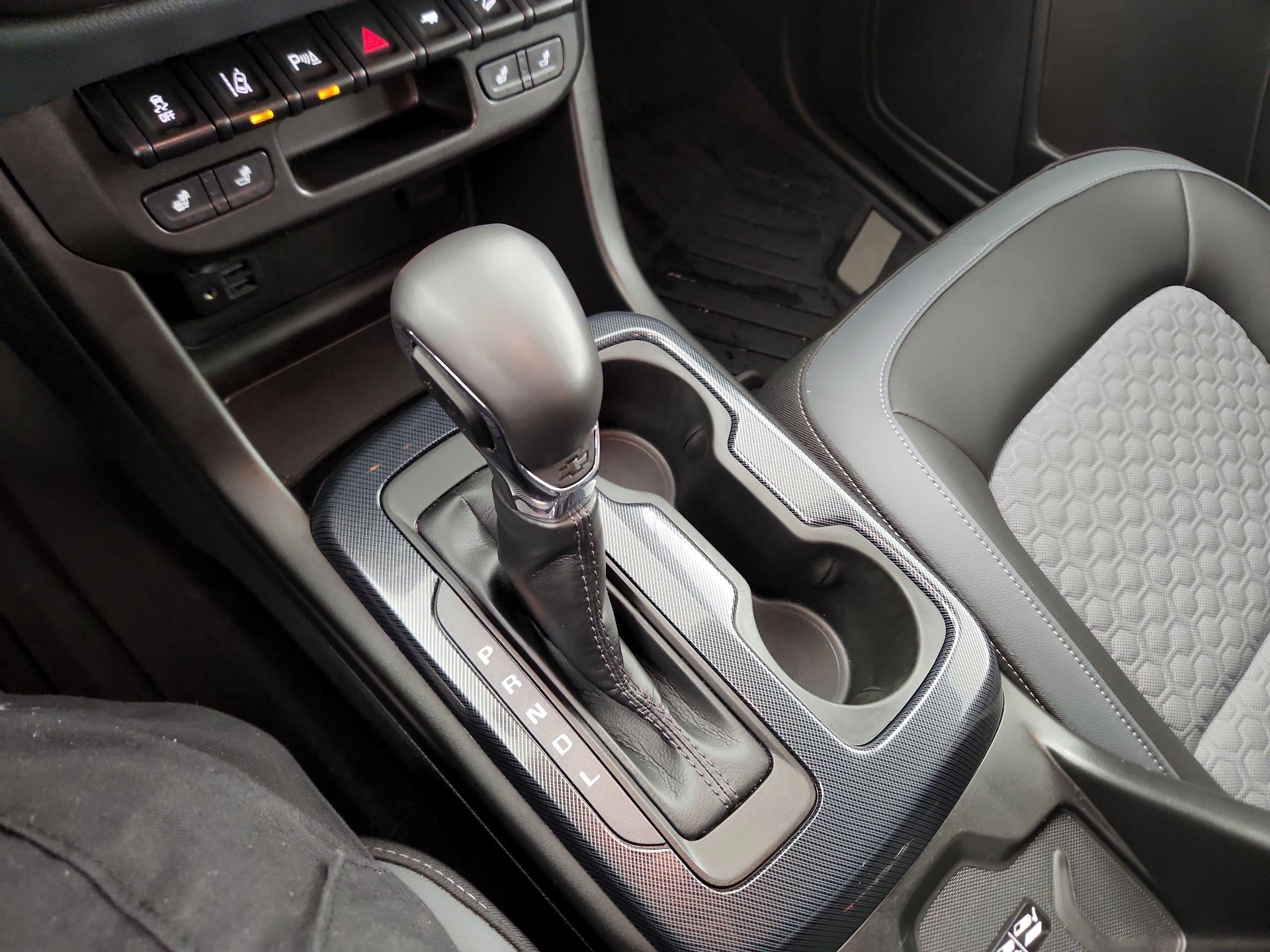 Thumbnail: 2022 Chevrolet Colorado - 16