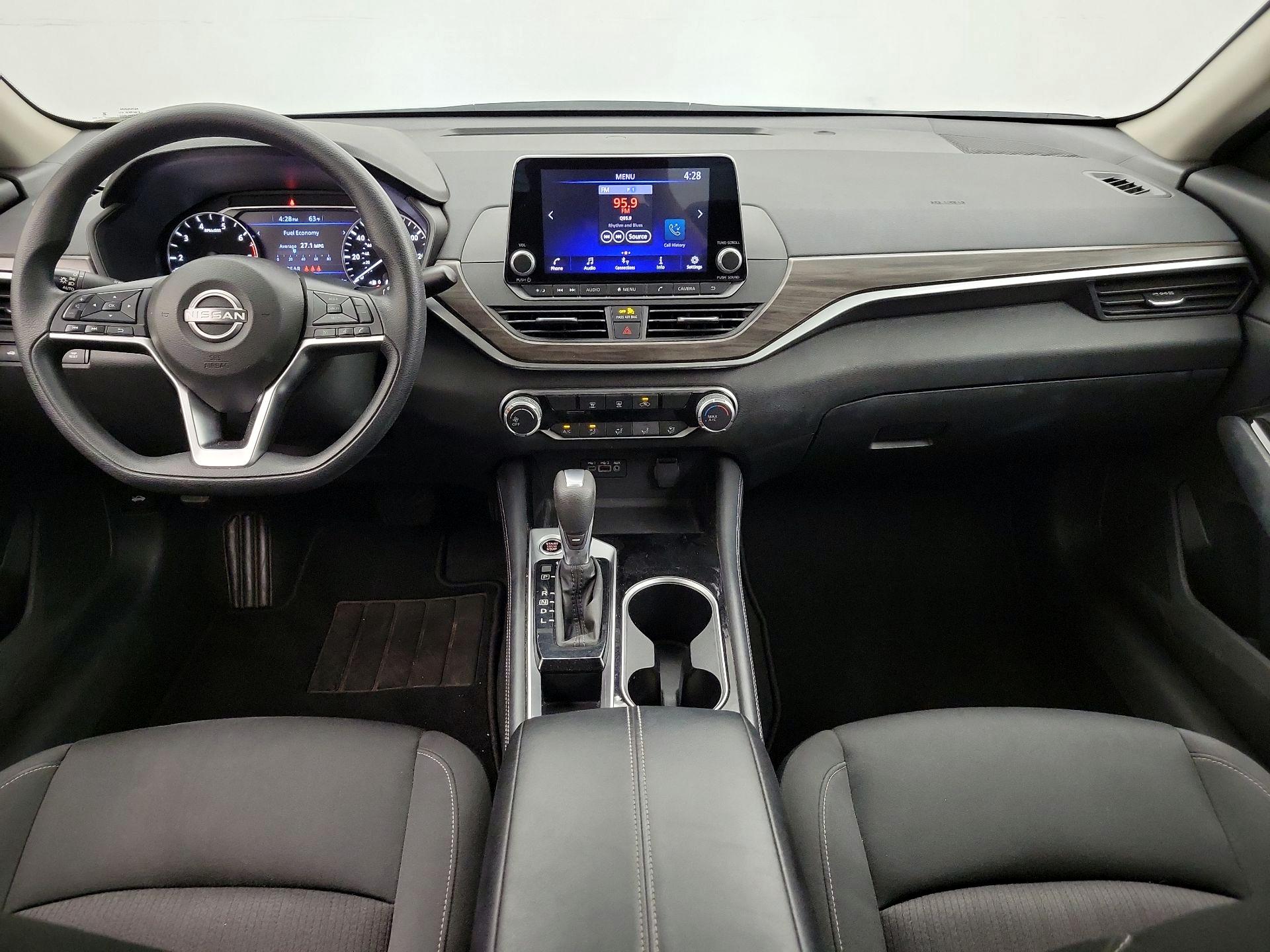 Thumbnail: 2023 Nissan Altima - 9