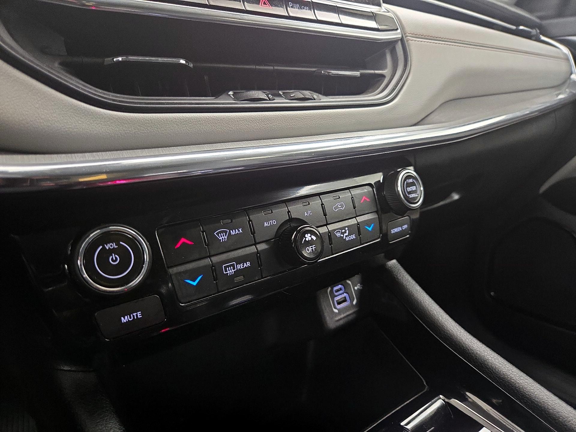 Thumbnail: 2022 Jeep Compass - 16