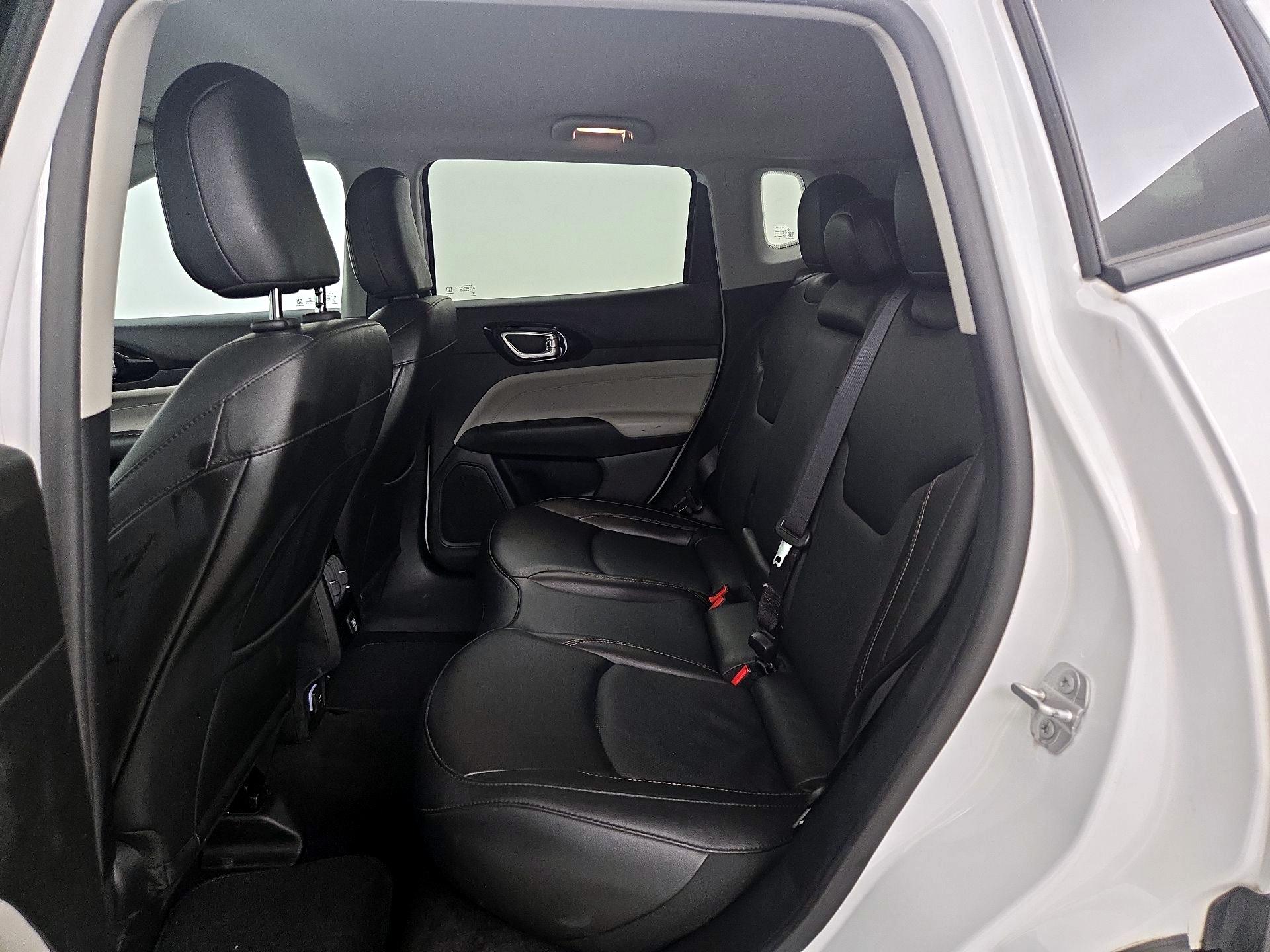 Thumbnail: 2022 Jeep Compass - 19