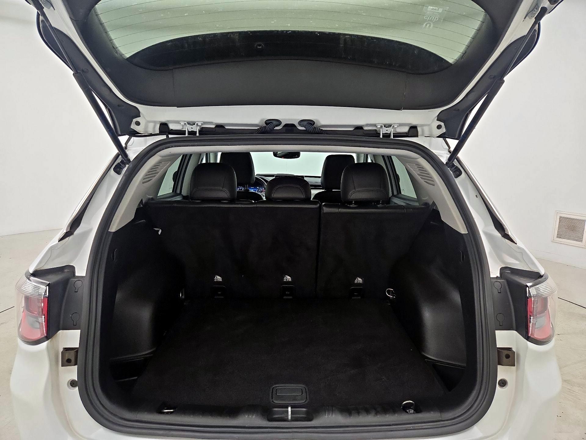 Thumbnail: 2022 Jeep Compass - 20