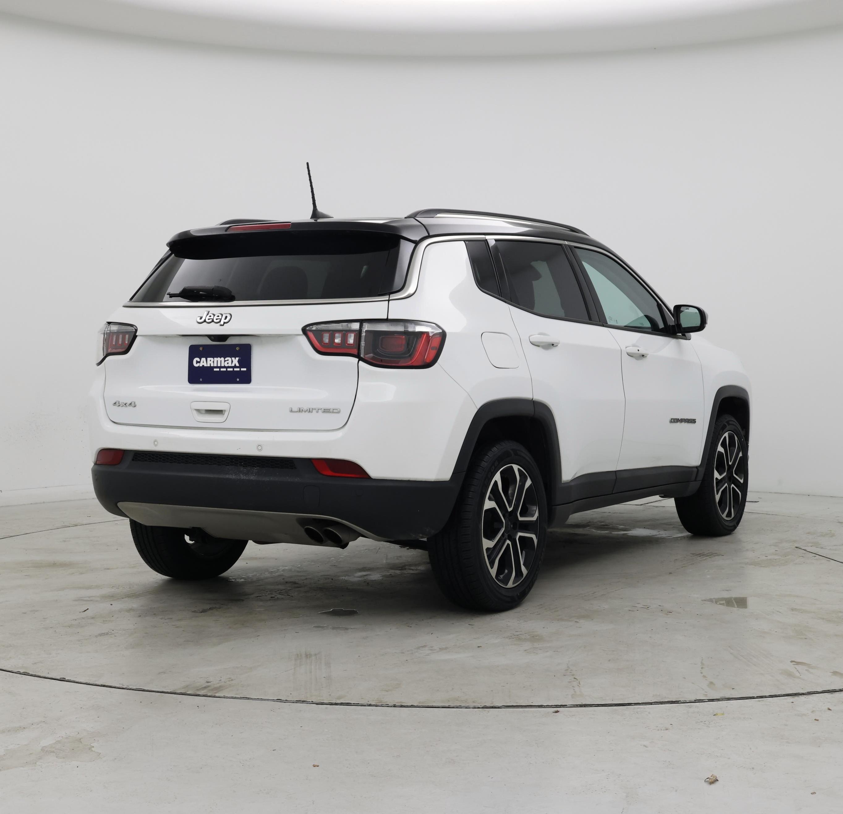 Thumbnail: 2022 Jeep Compass - 8
