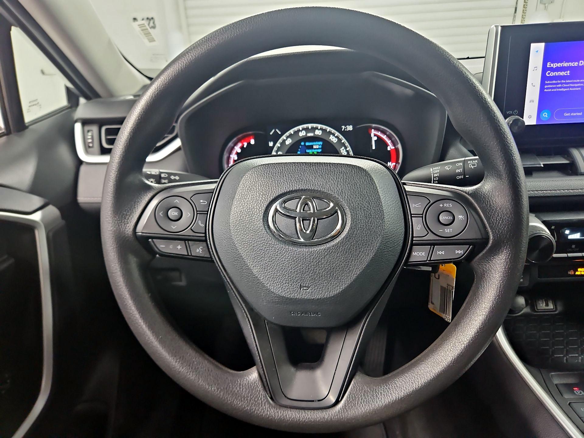 Thumbnail: 2024 Toyota RAV4 - 10