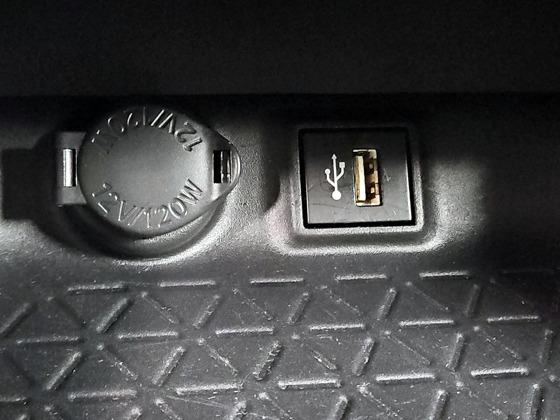 Thumbnail: 2024 Toyota RAV4 - 18